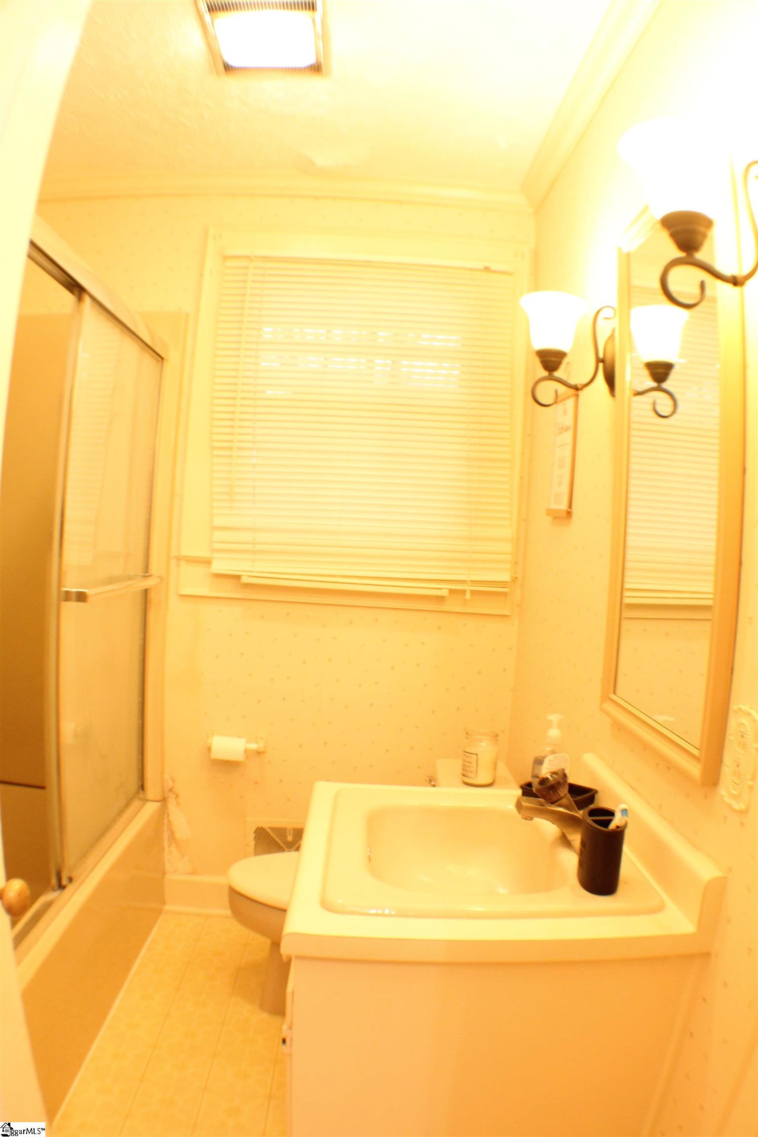 525 49, Laurens, South Carolina image 13