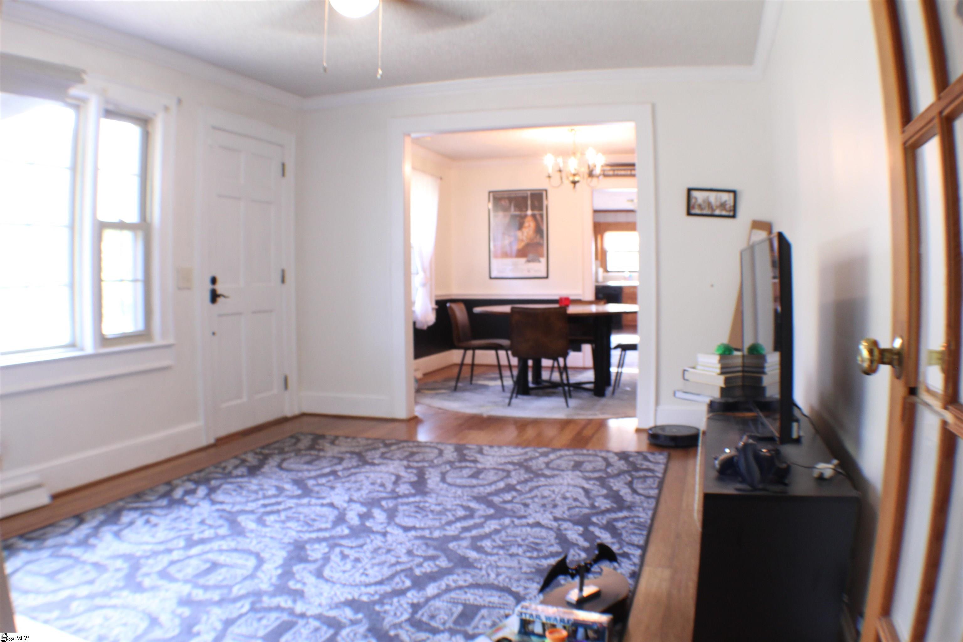 525 49, Laurens, South Carolina image 3