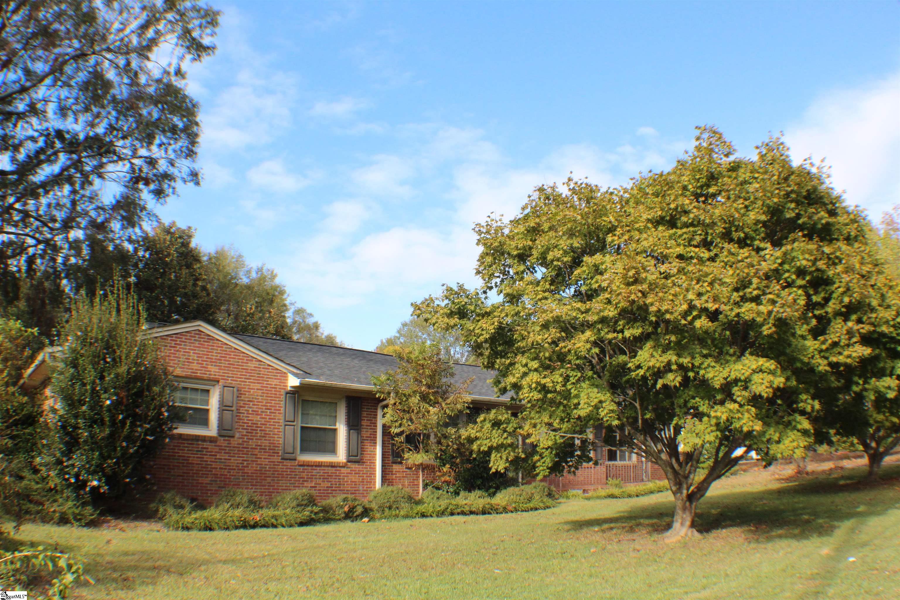 525 49, Laurens, South Carolina image 25