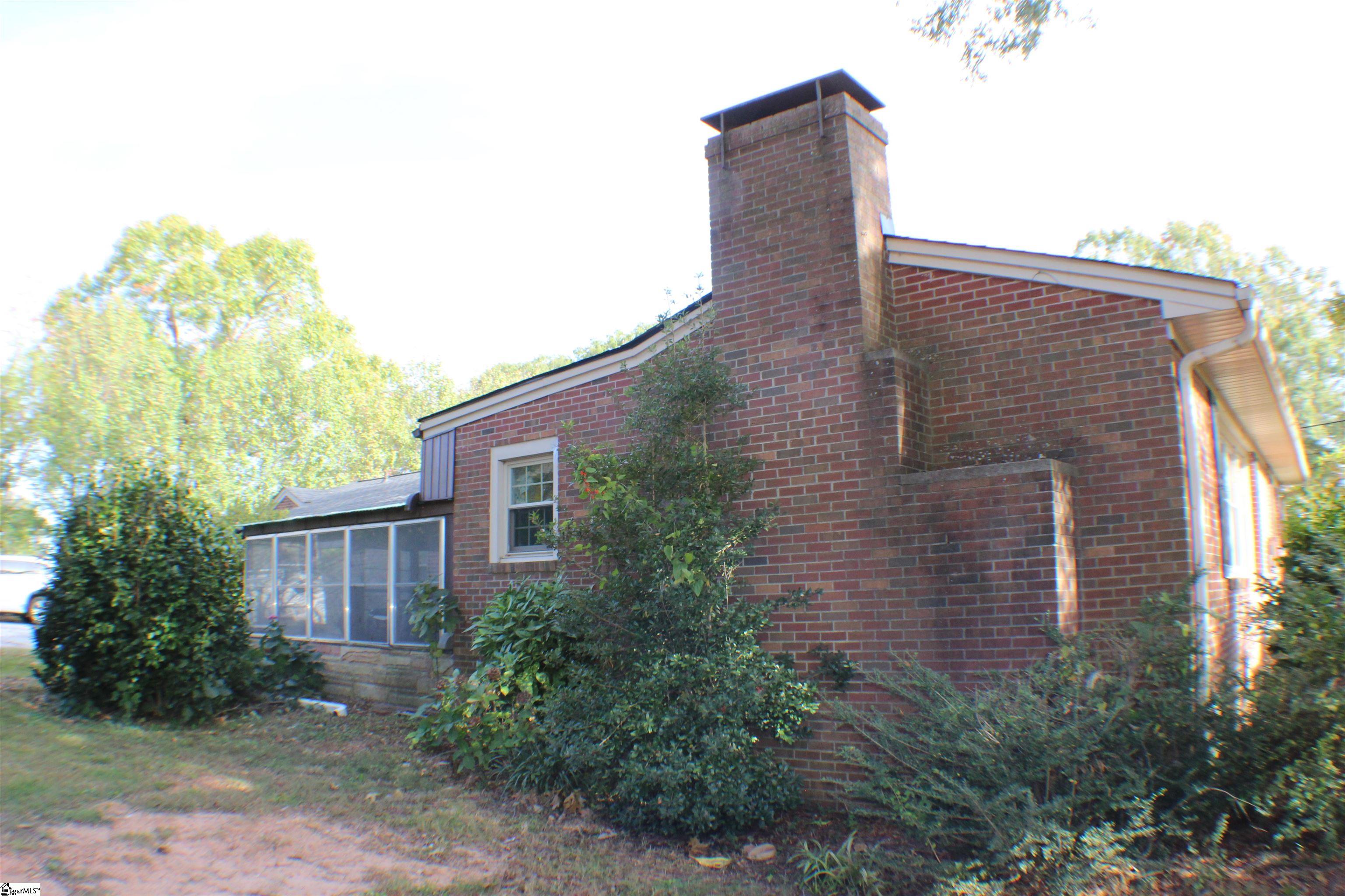 525 49, Laurens, South Carolina image 28