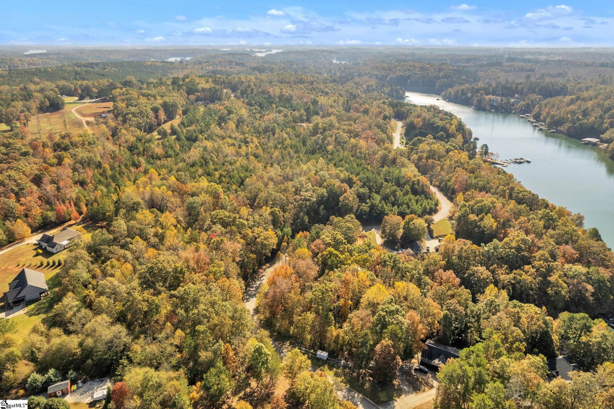 98 E W Waters Edge, West Union, South Carolina image 13