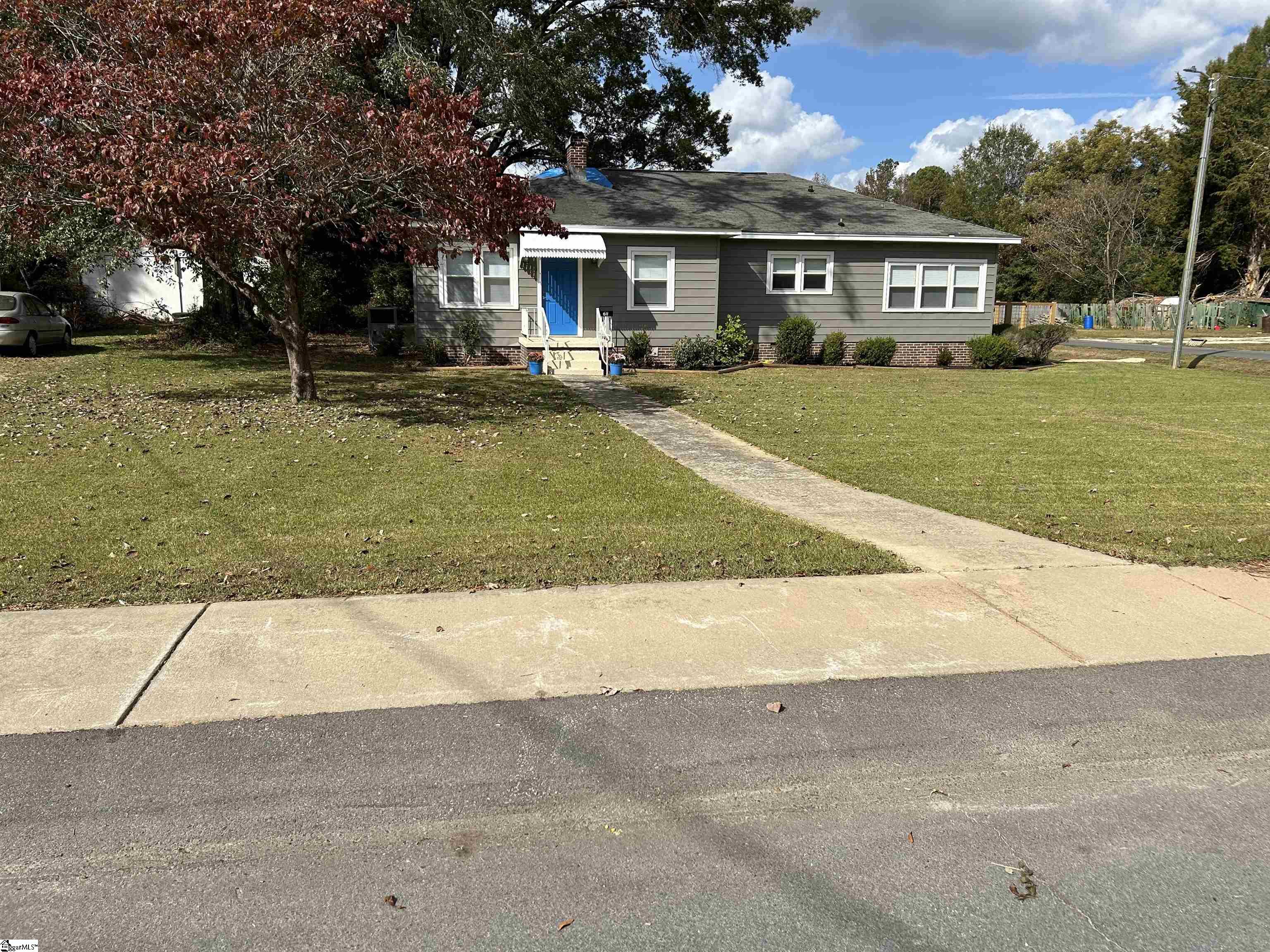 611 Shands, Clinton, South Carolina image 1