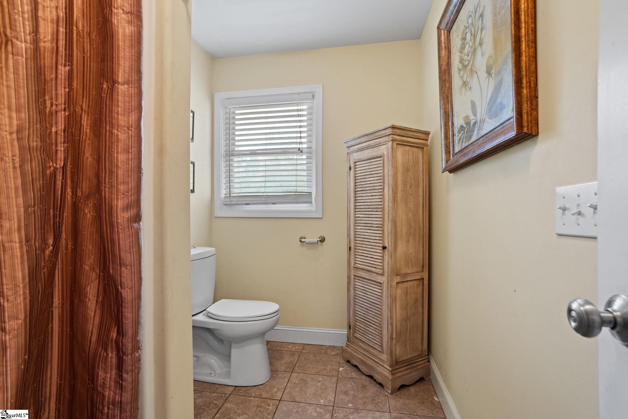 305 Stewart, Easley, South Carolina image 24