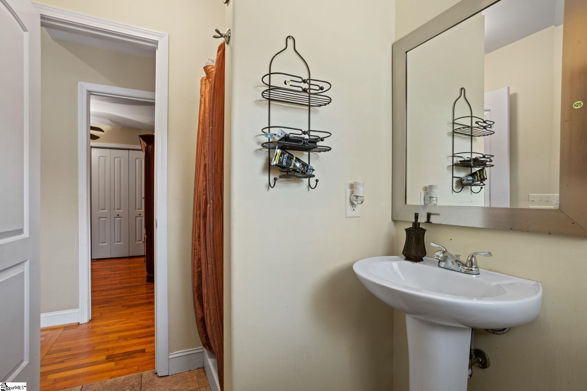 305 Stewart, Easley, South Carolina image 25