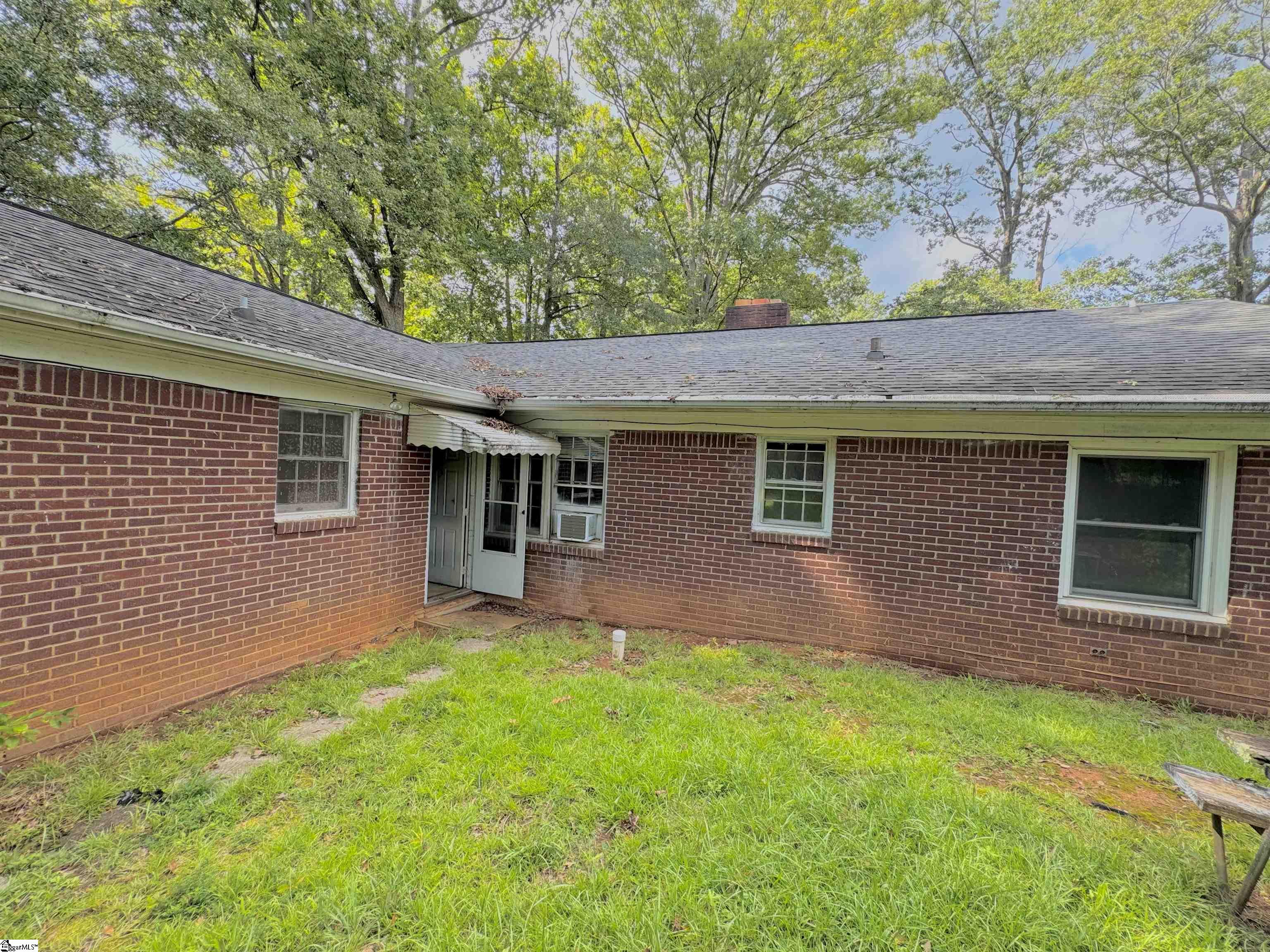 321 Amherst, Spartanburg, South Carolina image 3