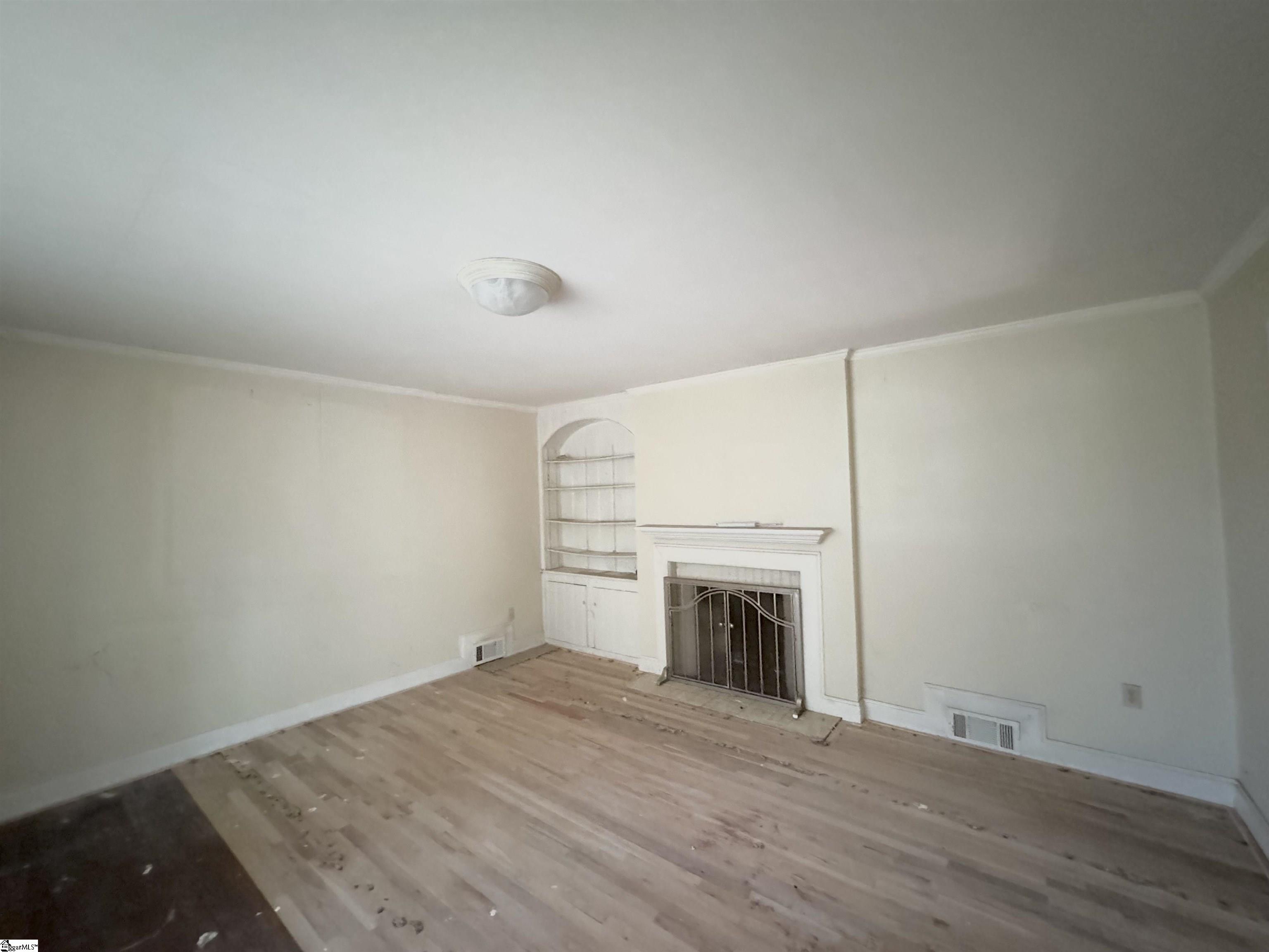 321 Amherst, Spartanburg, South Carolina image 4