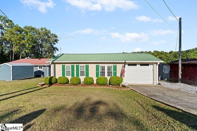 555 Point Lookout Road Cross Hill, SC 29332