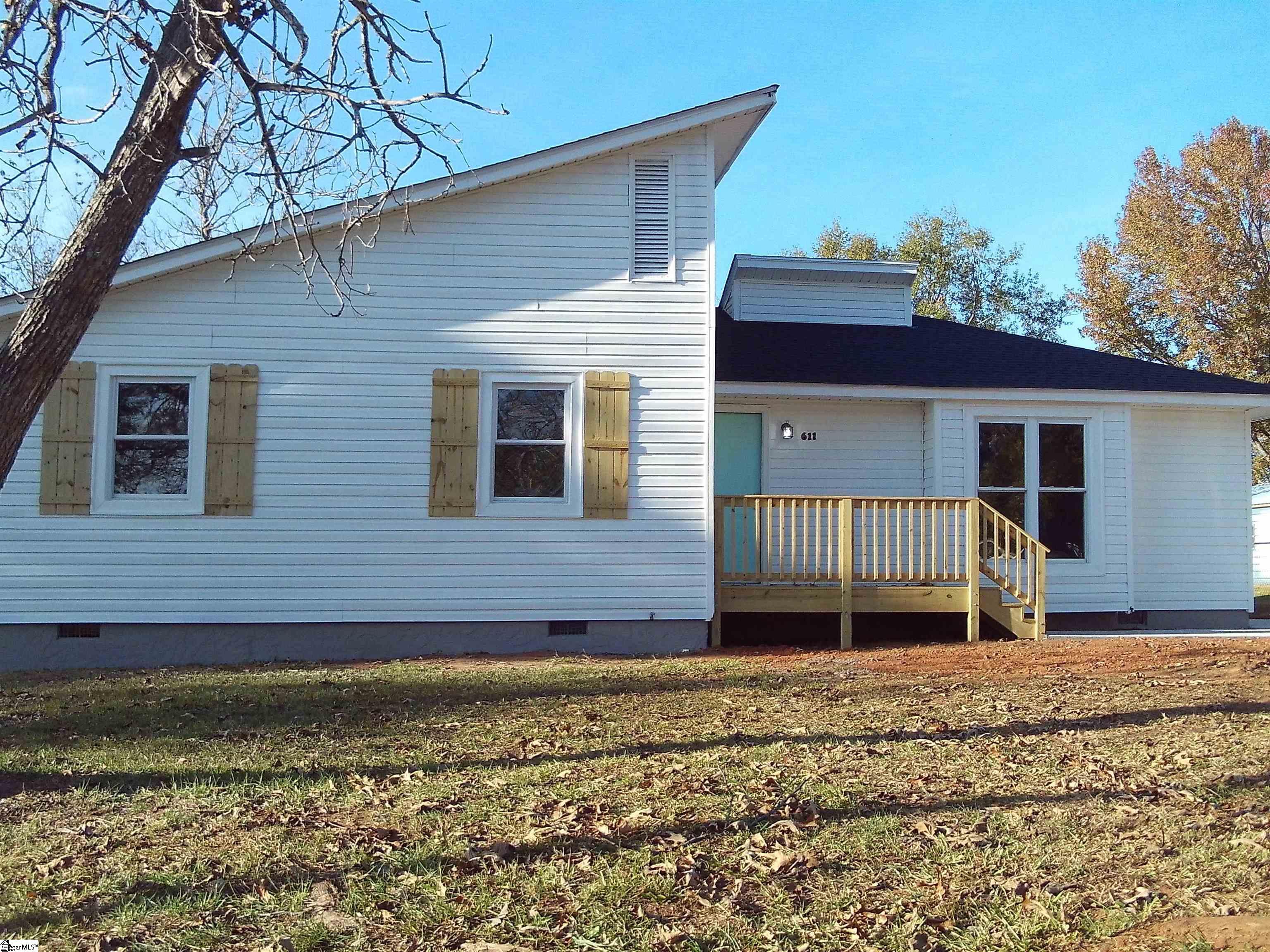 611 Bridwell Road Travelers Rest, SC 29690