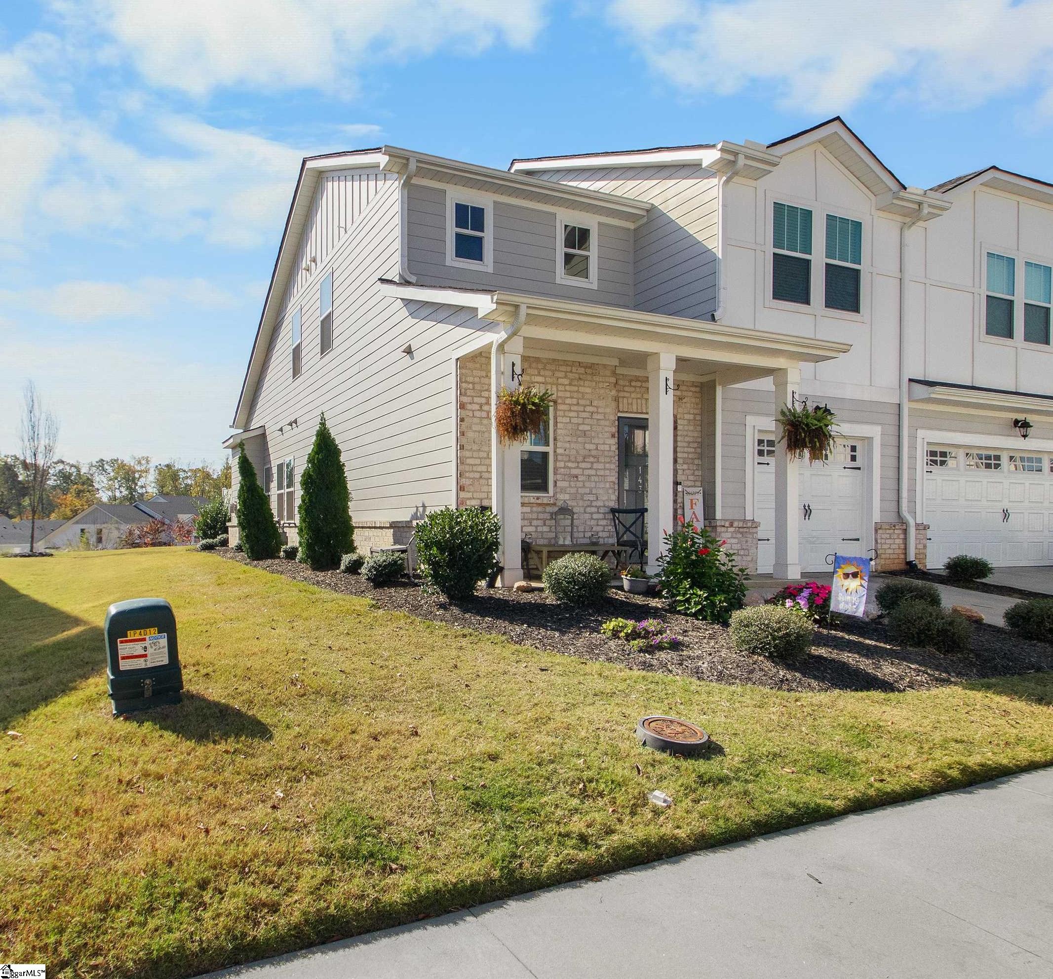 143 Bromes, Greenville, South Carolina image 2
