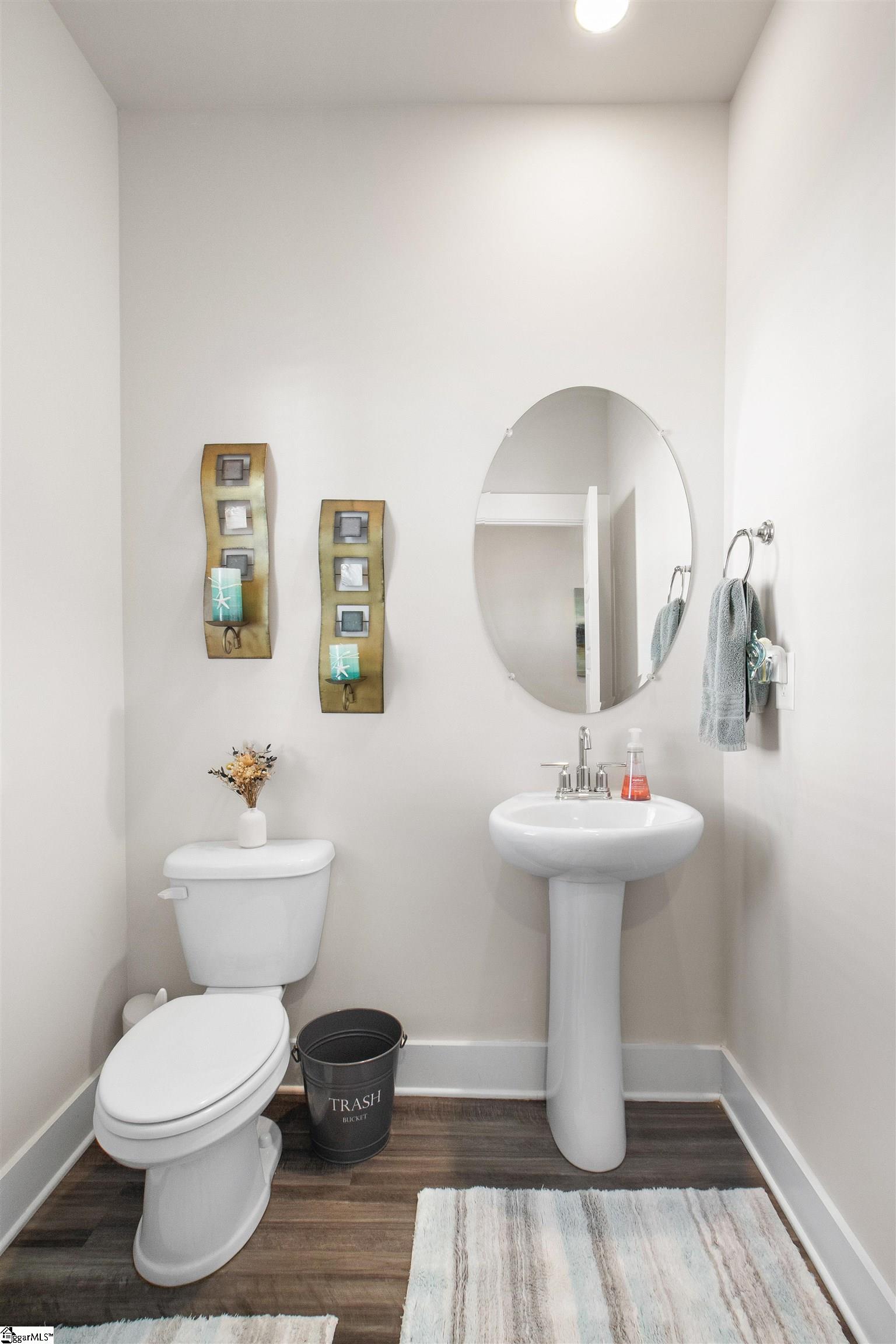 143 Bromes, Greenville, South Carolina image 3
