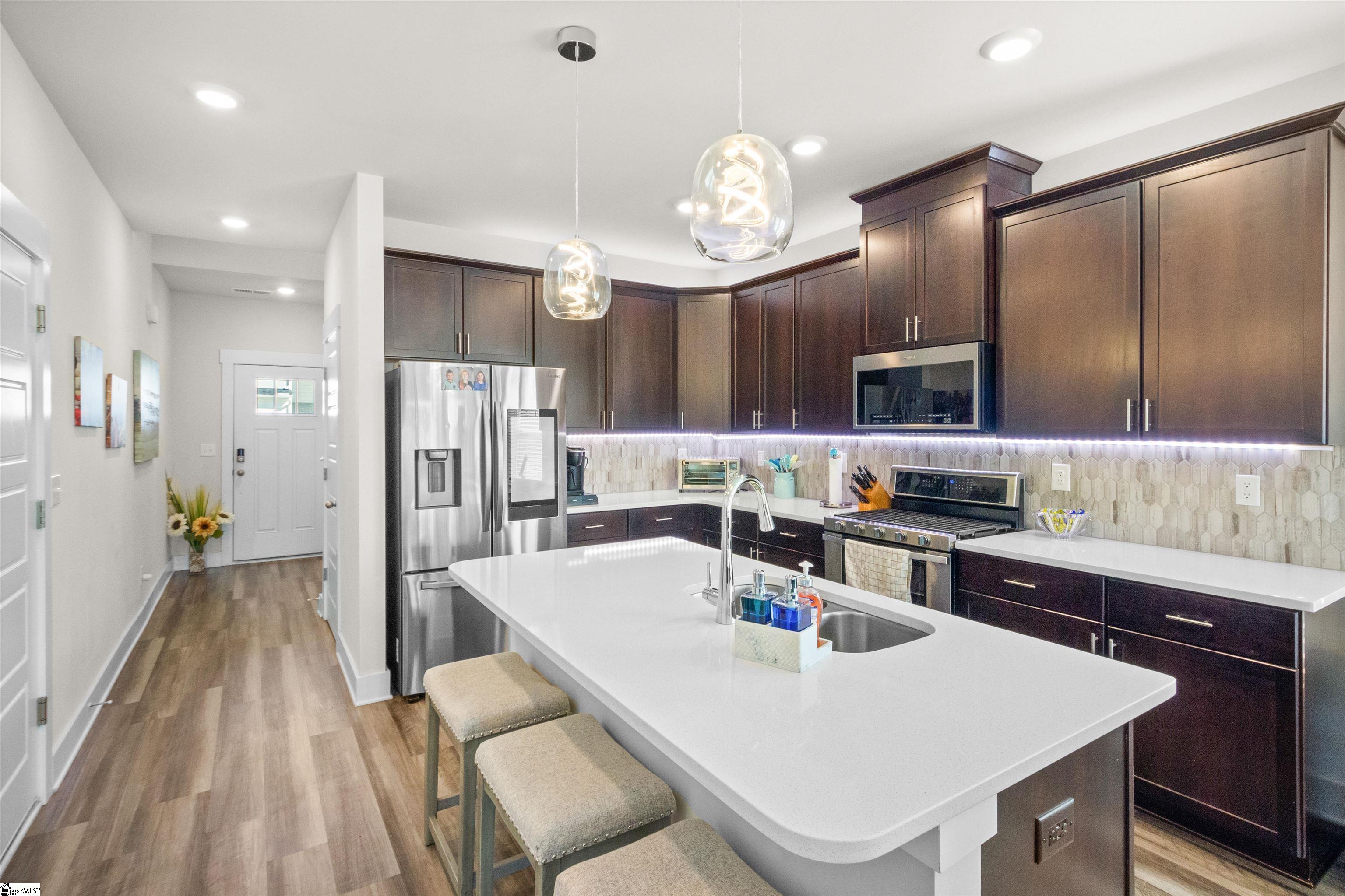 143 Bromes, Greenville, South Carolina image 5