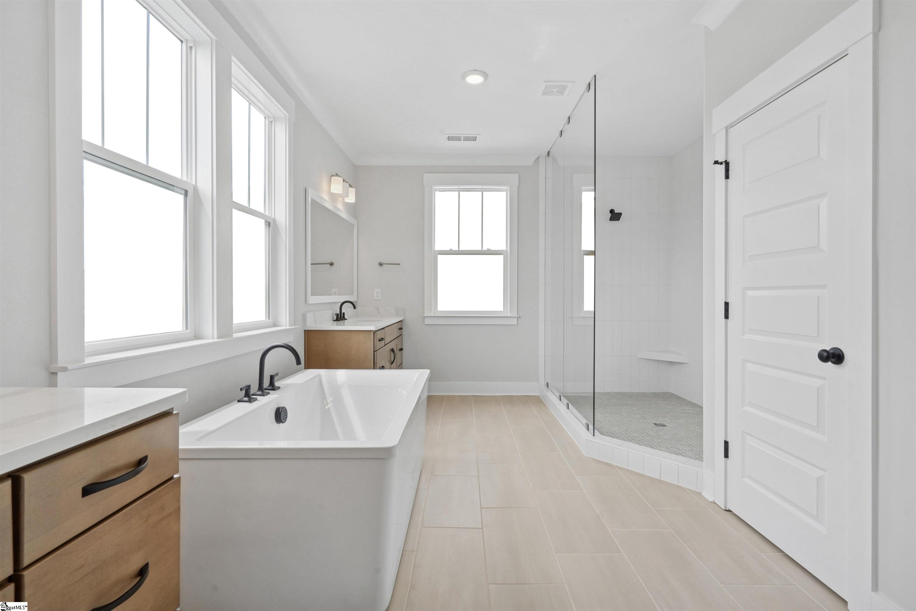 MLS #1541689 image #16