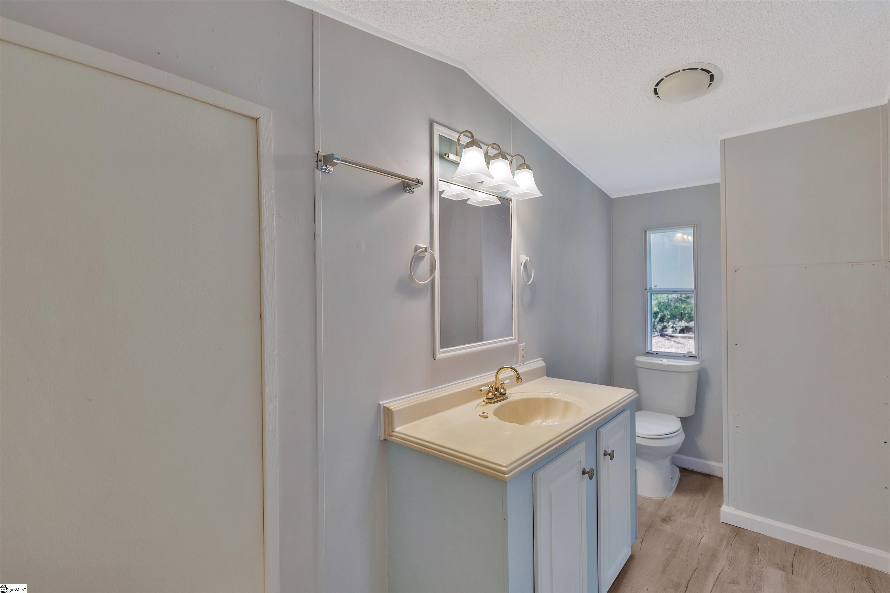 315 Shirley, Townville, South Carolina image 16