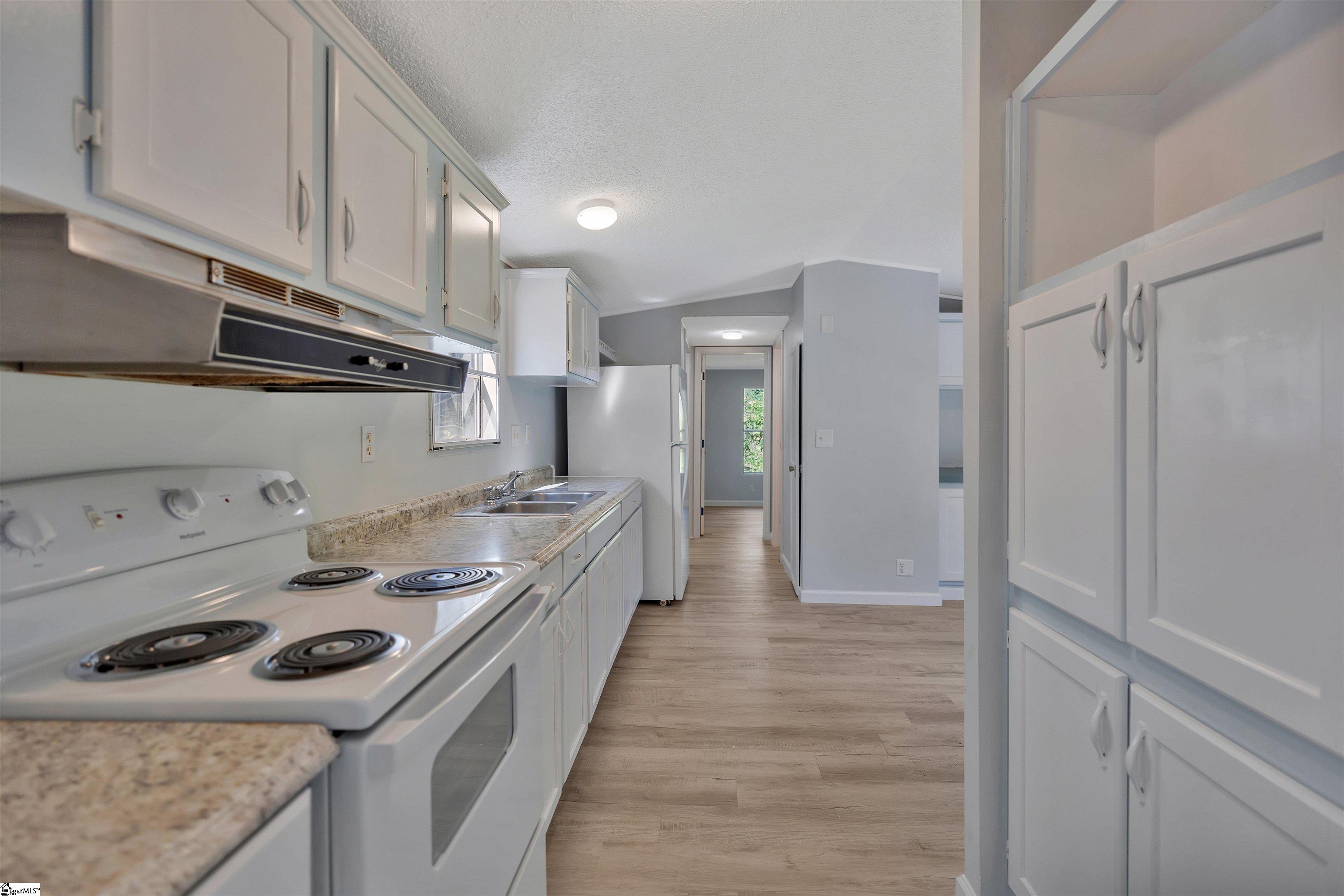 315 Shirley, Townville, South Carolina image 10