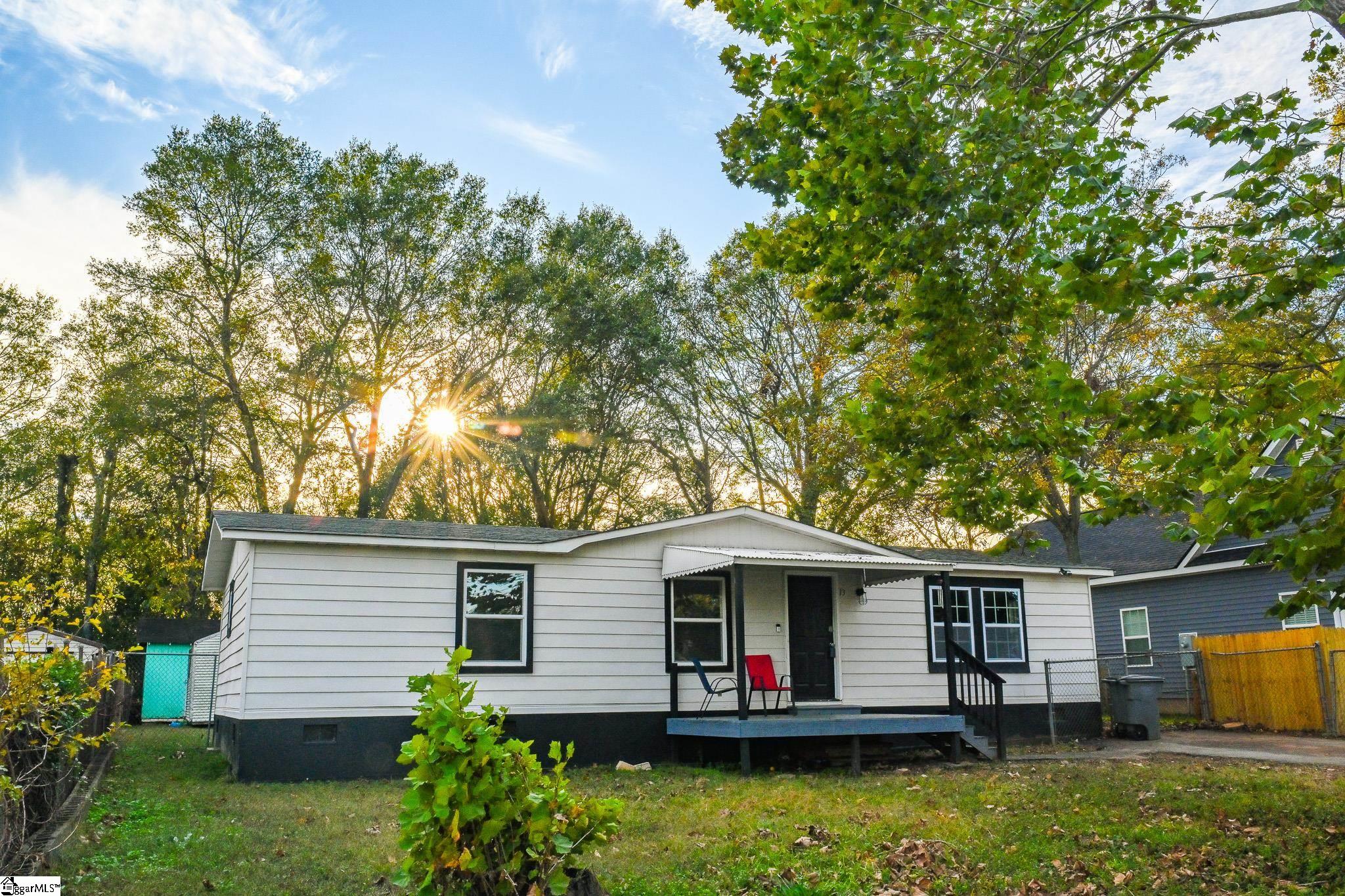 13 W Wilburn Avenue, Greenville SC 29611