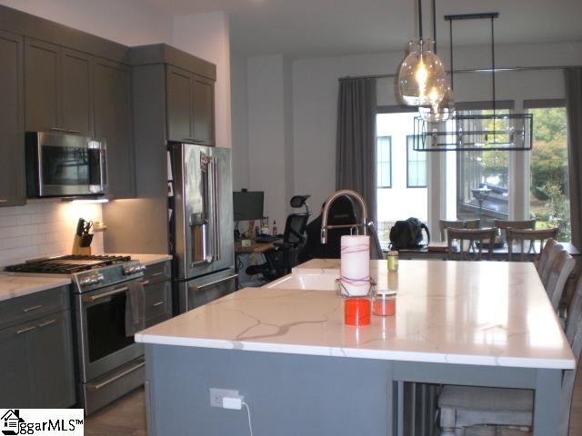 121 W Stone, Greenville, South Carolina image 7