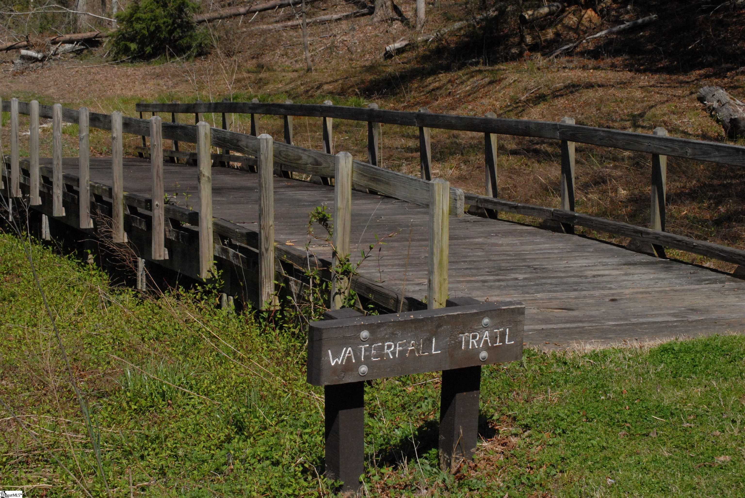 00 E Deep Gap Farm, Mill Spring, North Carolina image 5