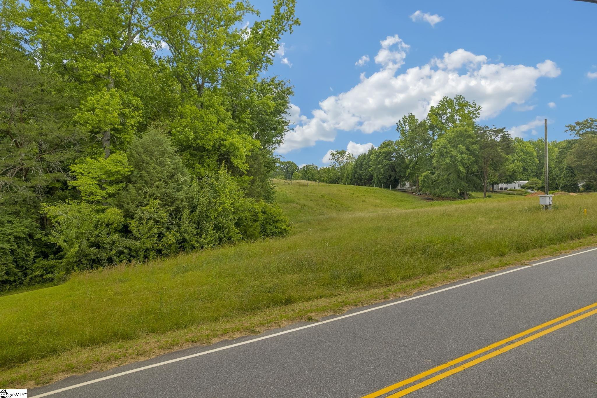 635 Mcabee, Roebuck, South Carolina image 2