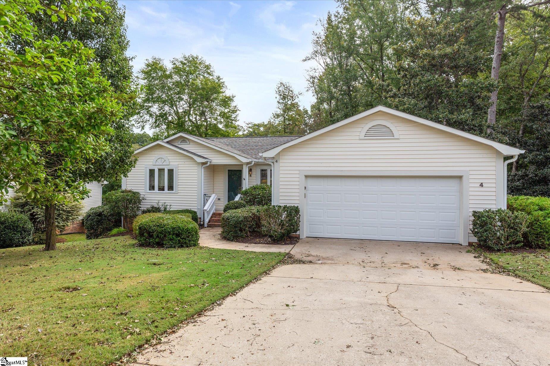 4 Woodtrace Circle, Greenville SC 29615