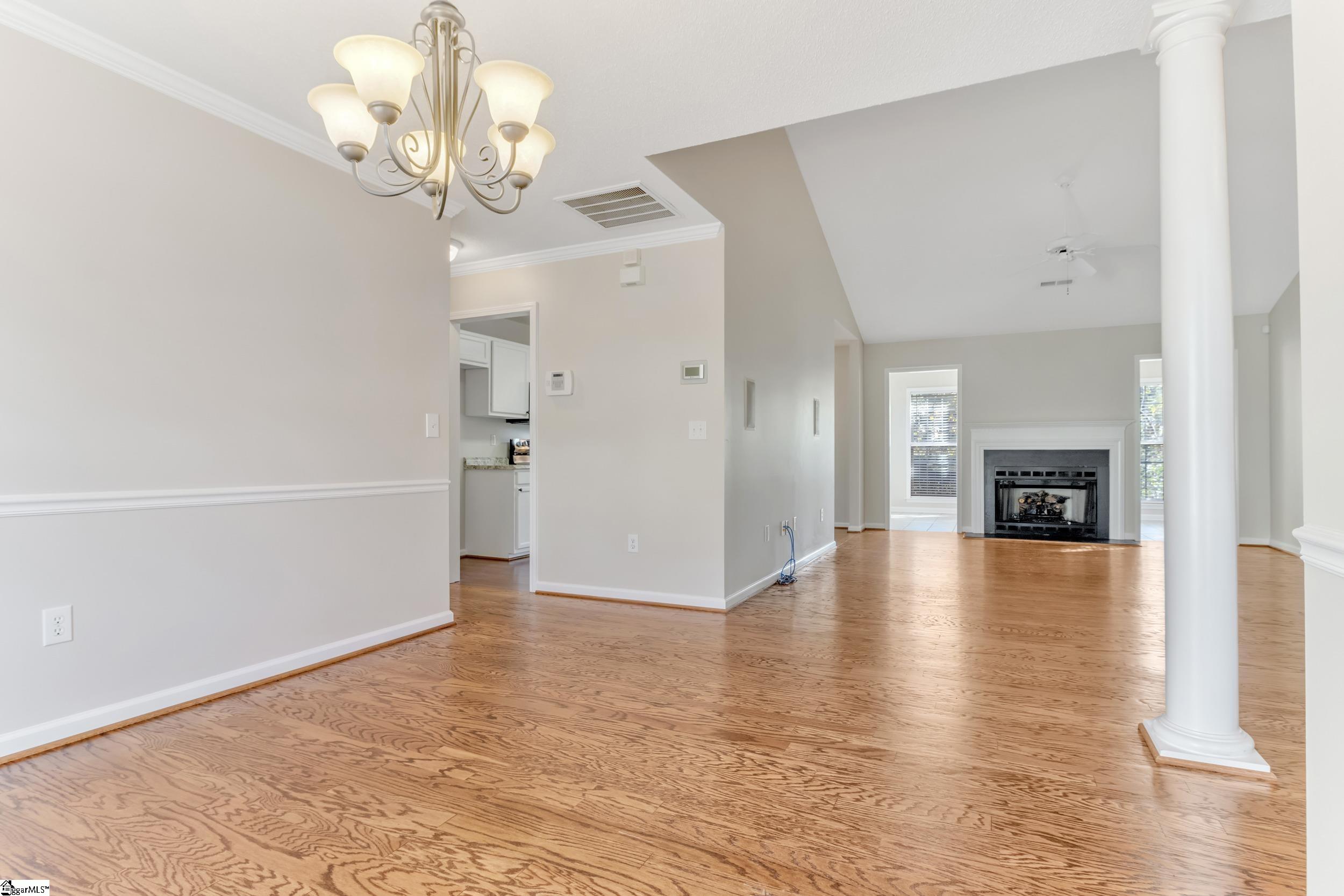 313 Lexington Place, Greenville, South Carolina image 3