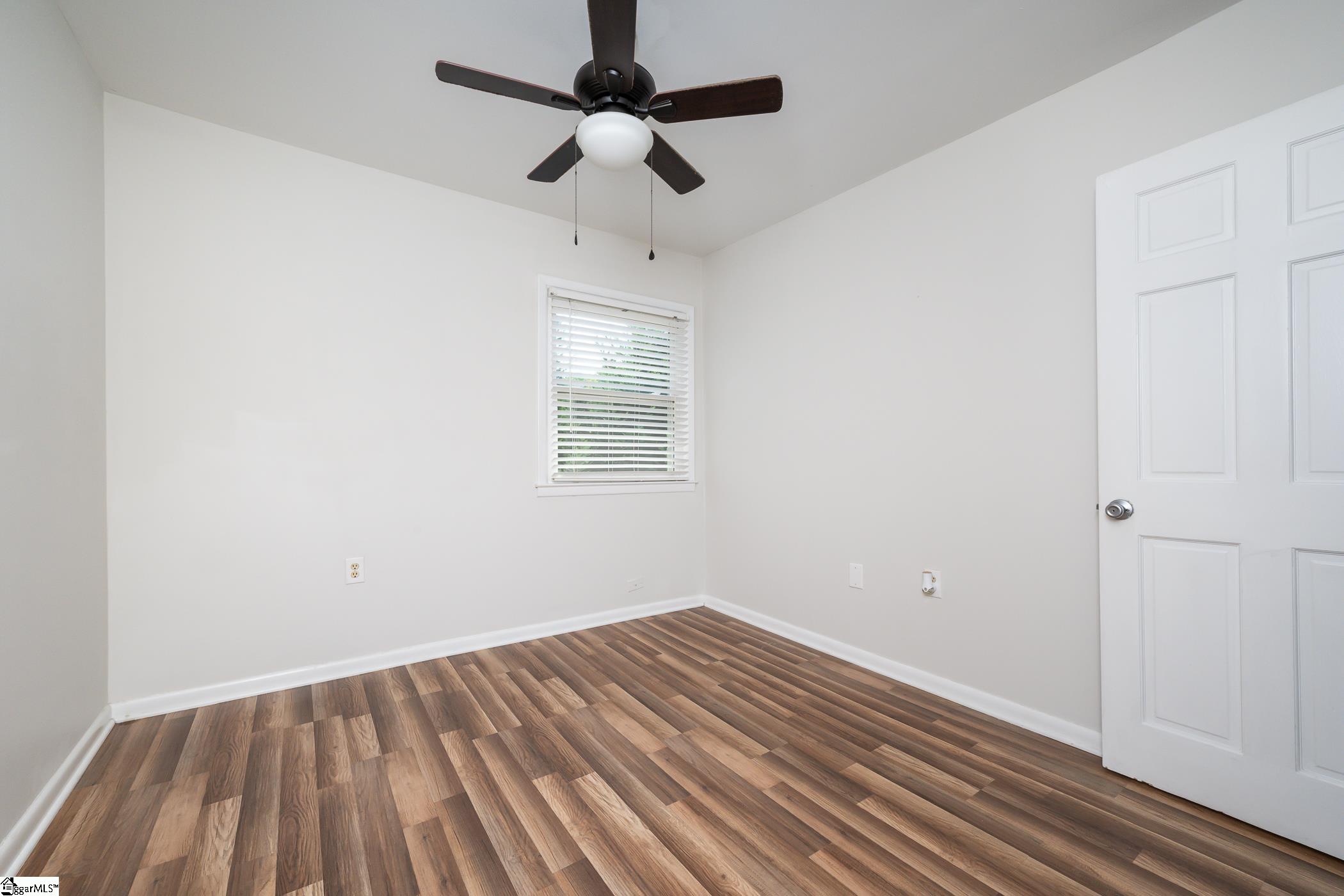 3706 E North, Greenville, South Carolina image 13