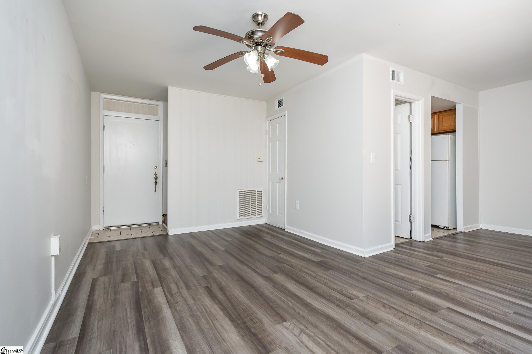 3706 E North, Greenville, South Carolina image 3