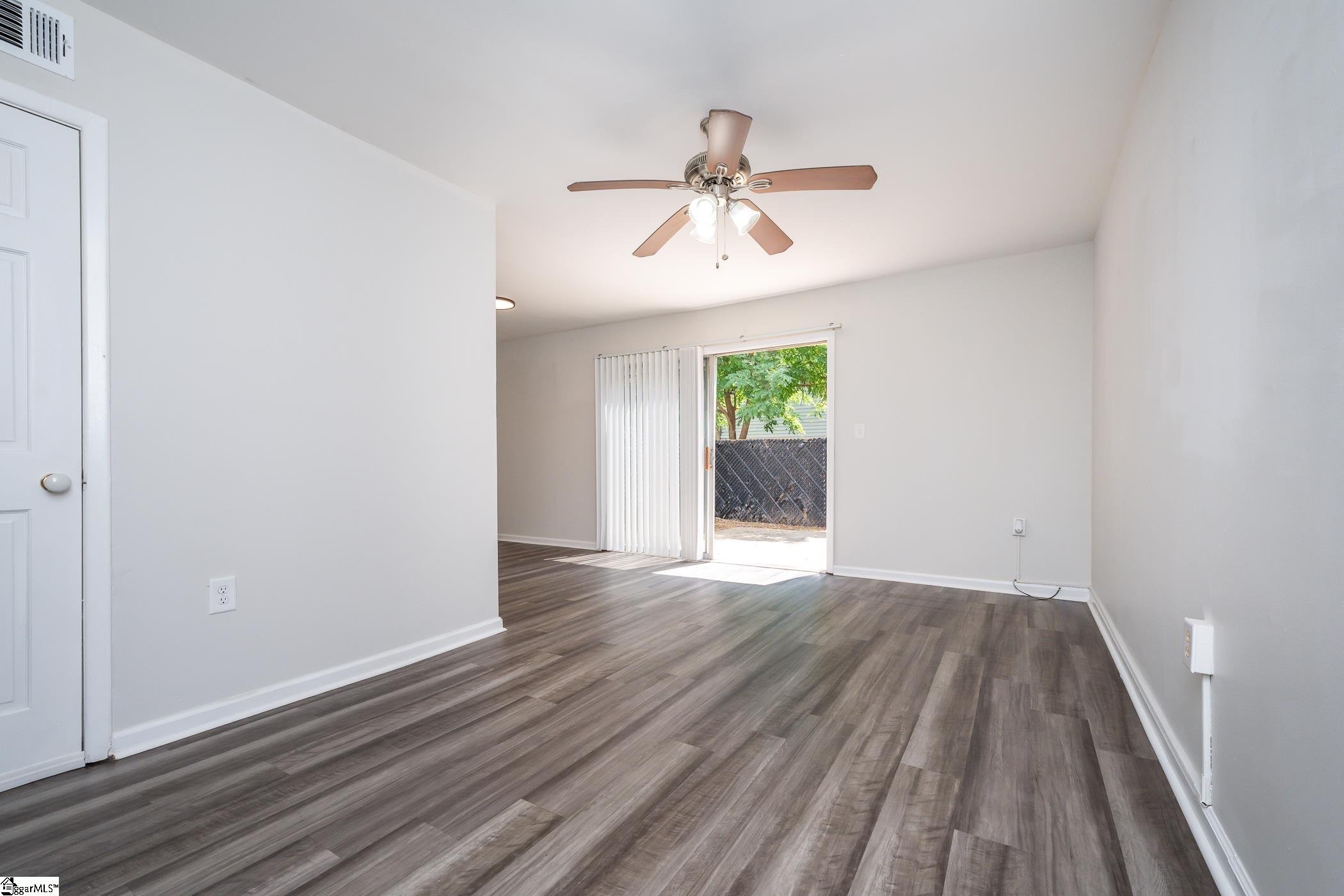 3706 E North, Greenville, South Carolina image 4