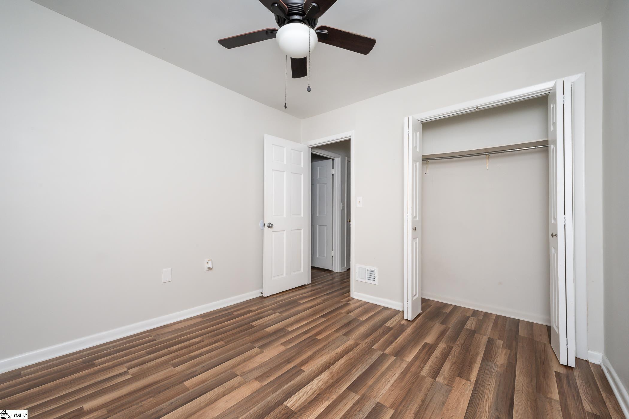 3706 E North, Greenville, South Carolina image 10