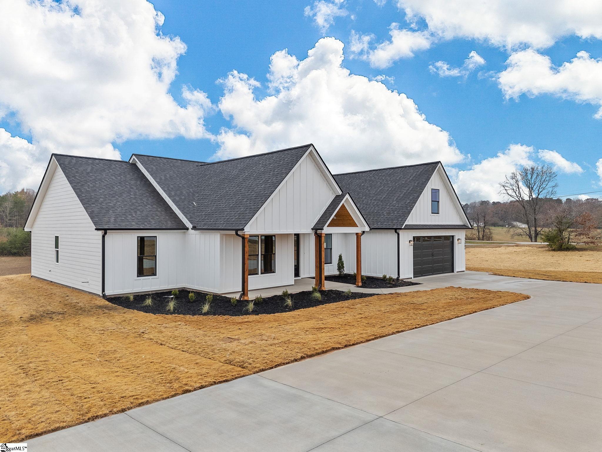 11585 New Cut, Campobello, South Carolina image 1