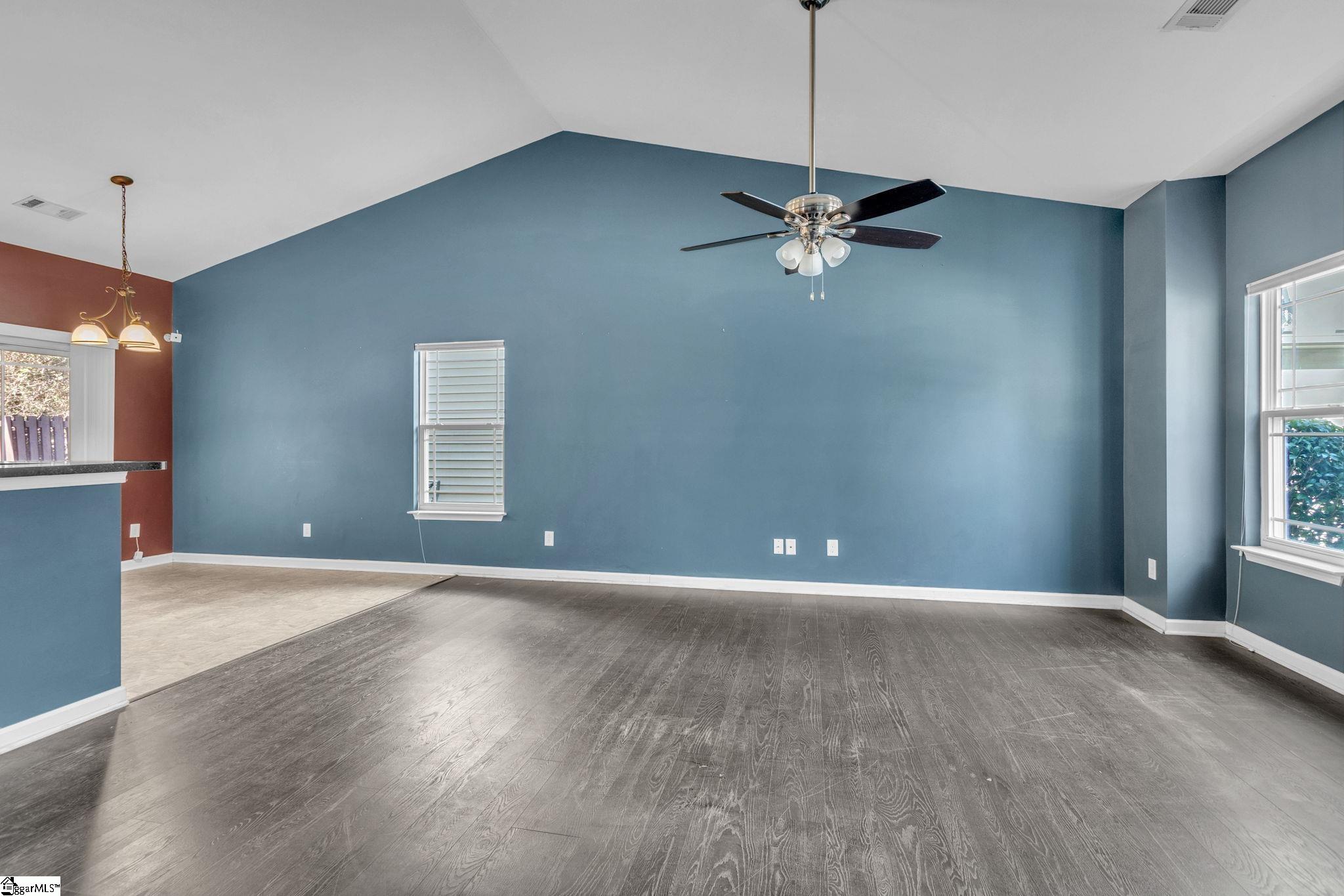 371 Riverdale, Simpsonville, South Carolina image 3
