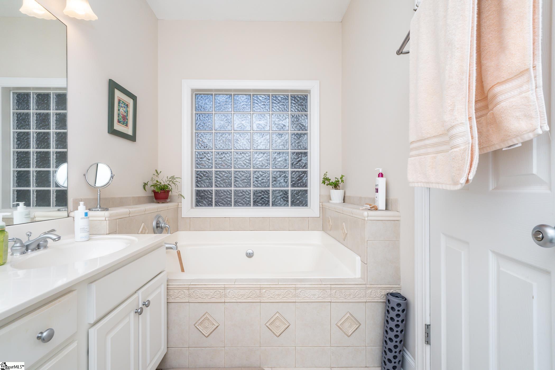 220 Bay Ridge, Townville, South Carolina image 22
