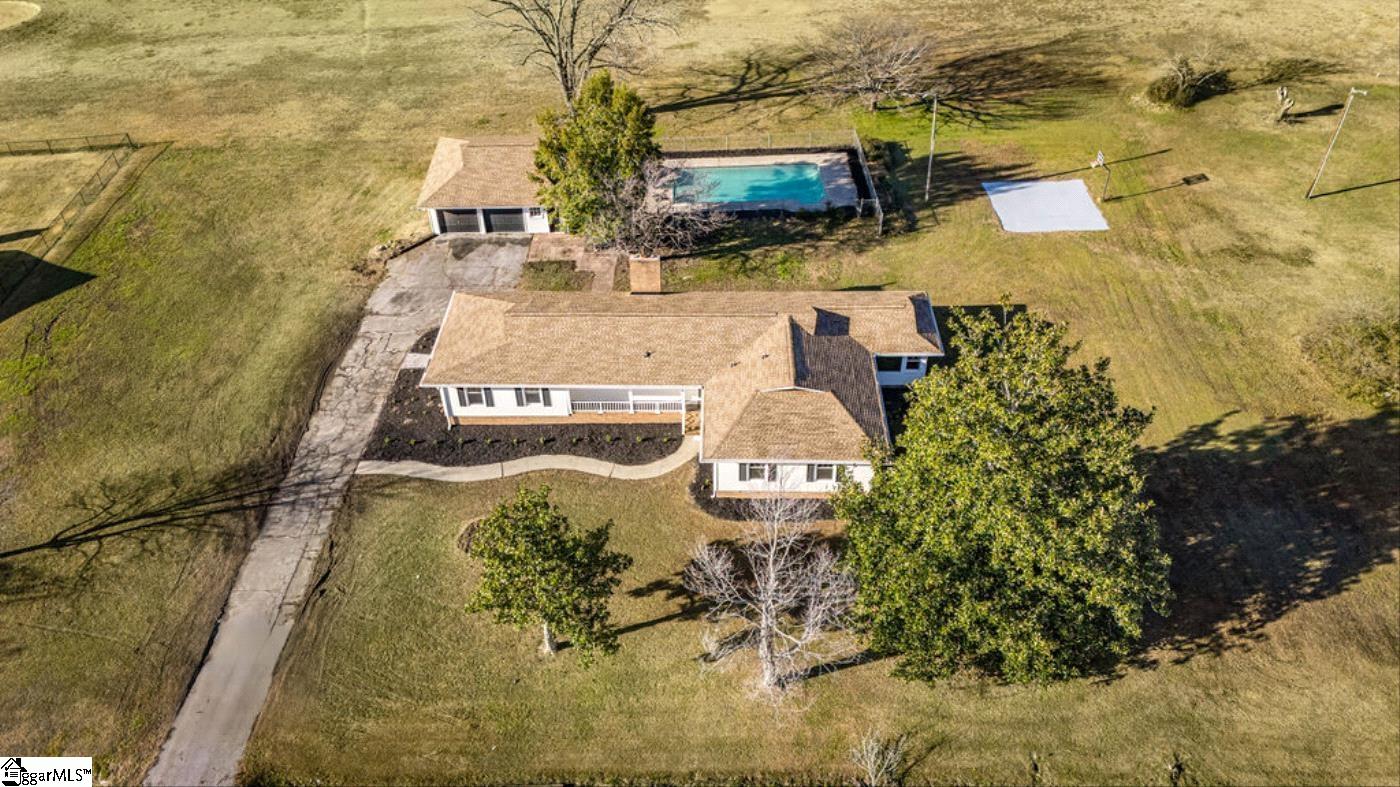 1610 Scuffletown Road Fountain Inn, SC 29644