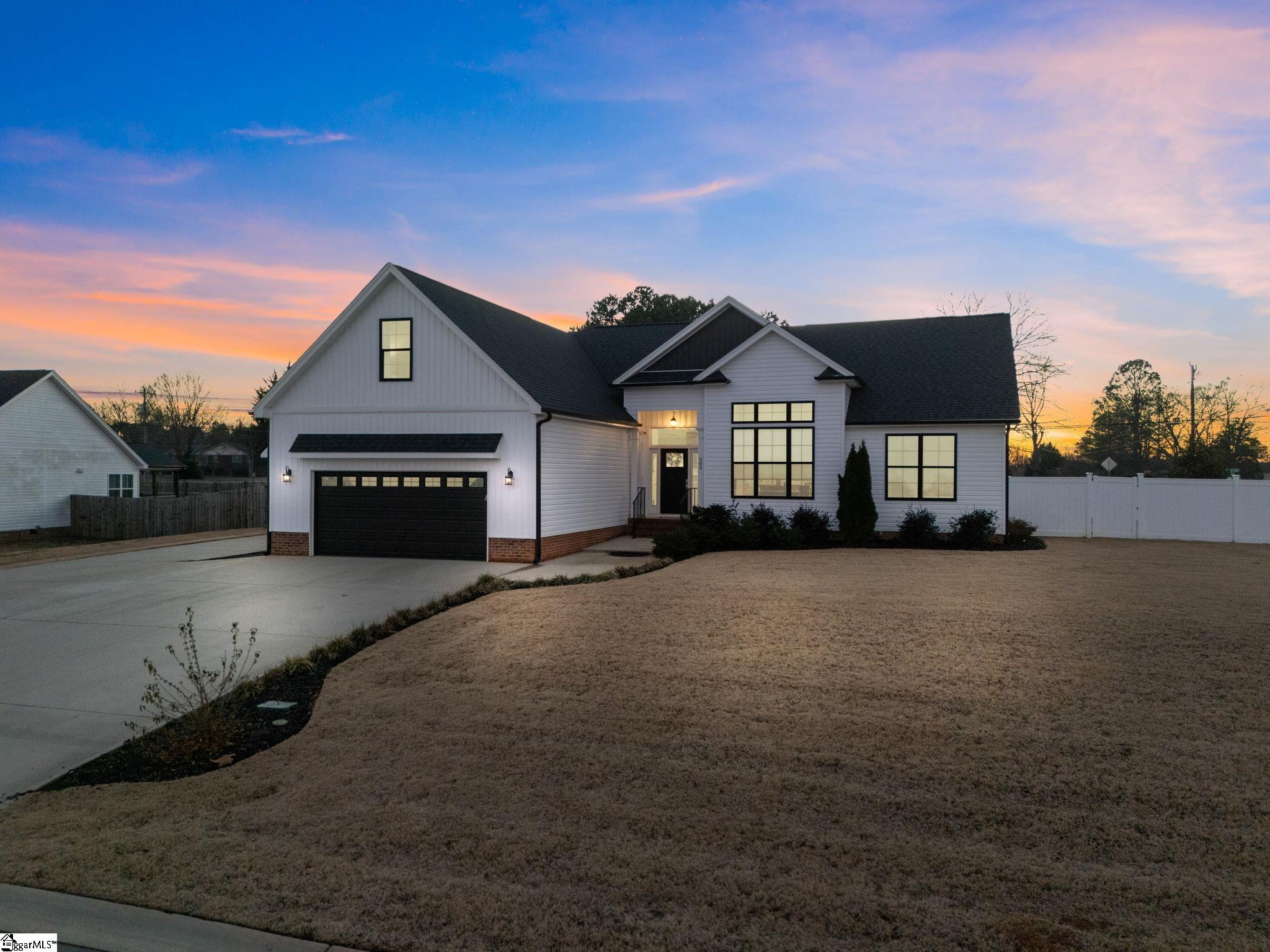502 Life, Lyman, South Carolina image 2