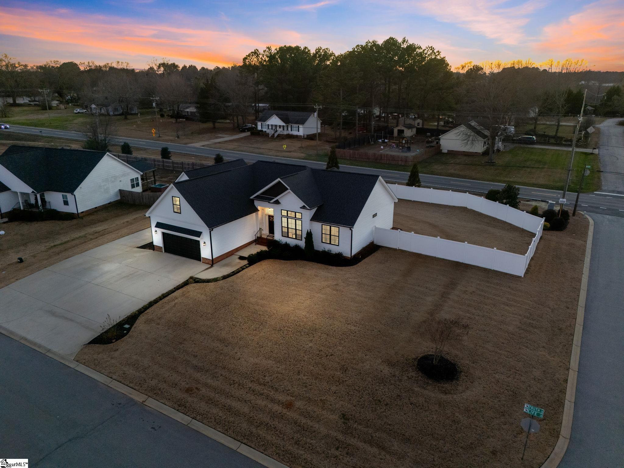 502 Life, Lyman, South Carolina image 39