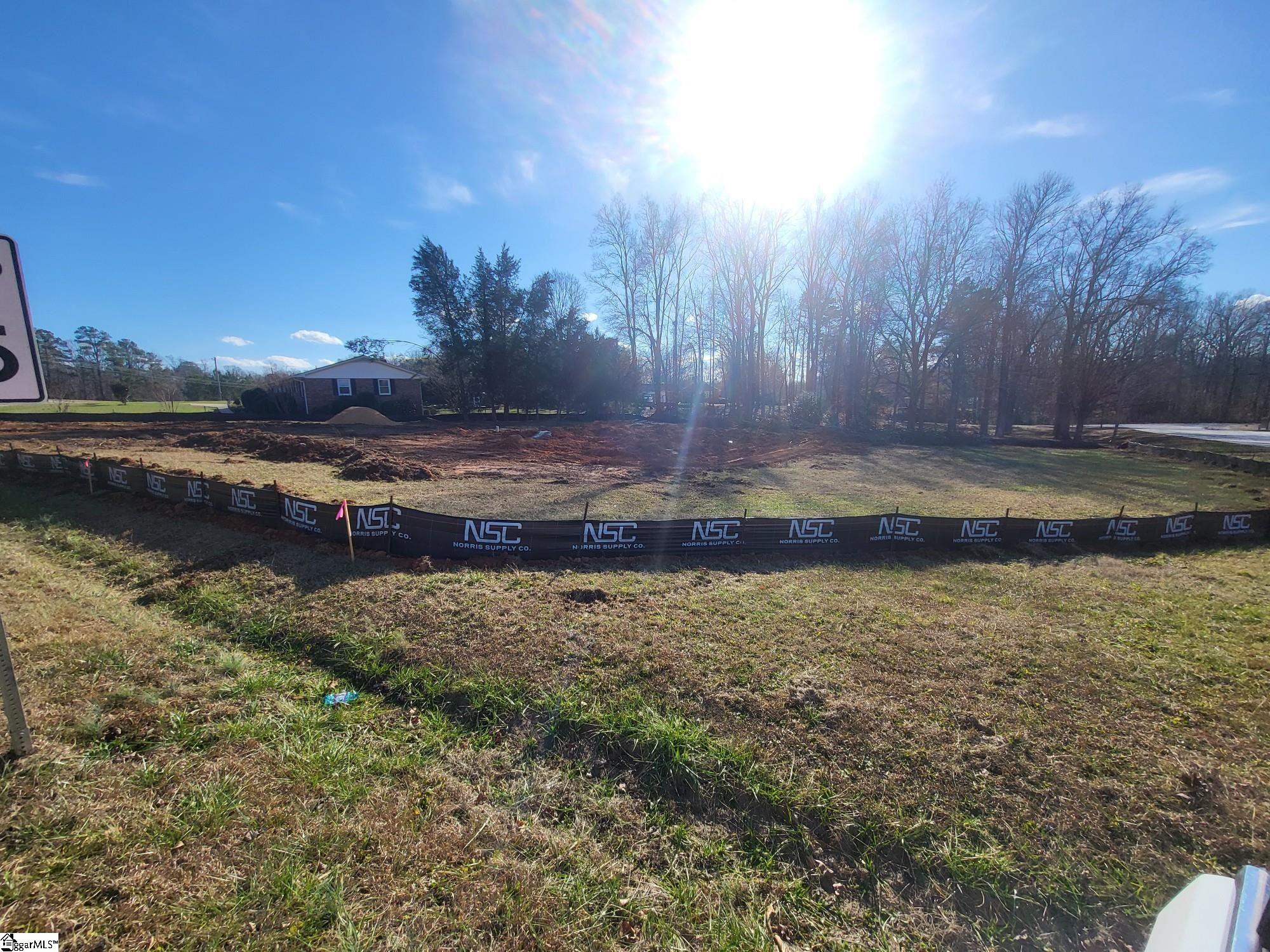 719 Parkview, Laurens, South Carolina image 4