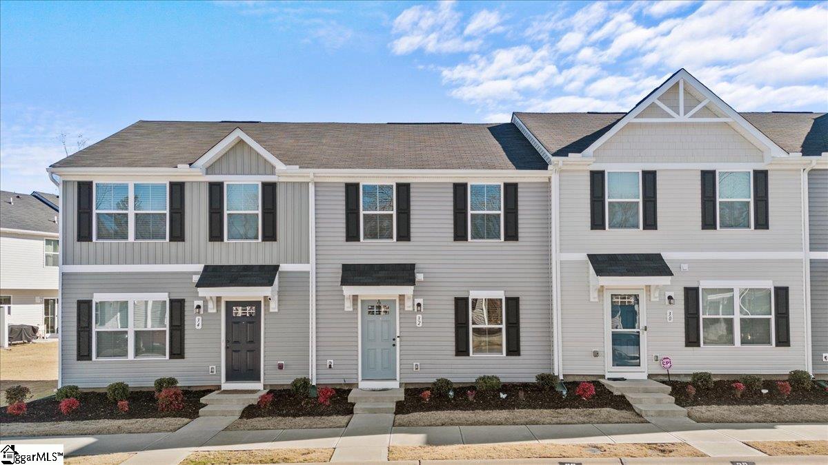 32 Tidworth Drive, Greer SC 29651