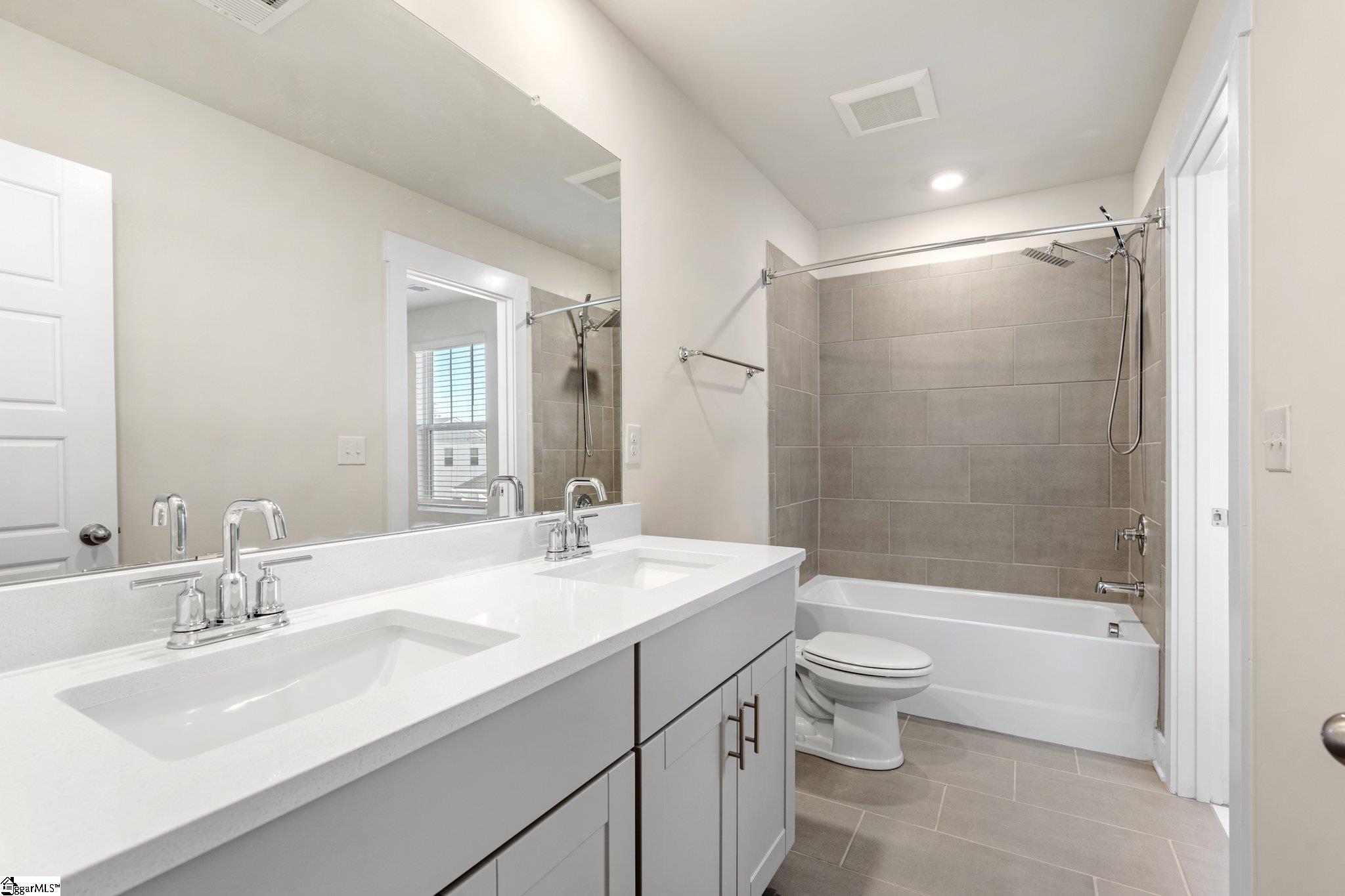 157 Bromes, Greenville, South Carolina image 24