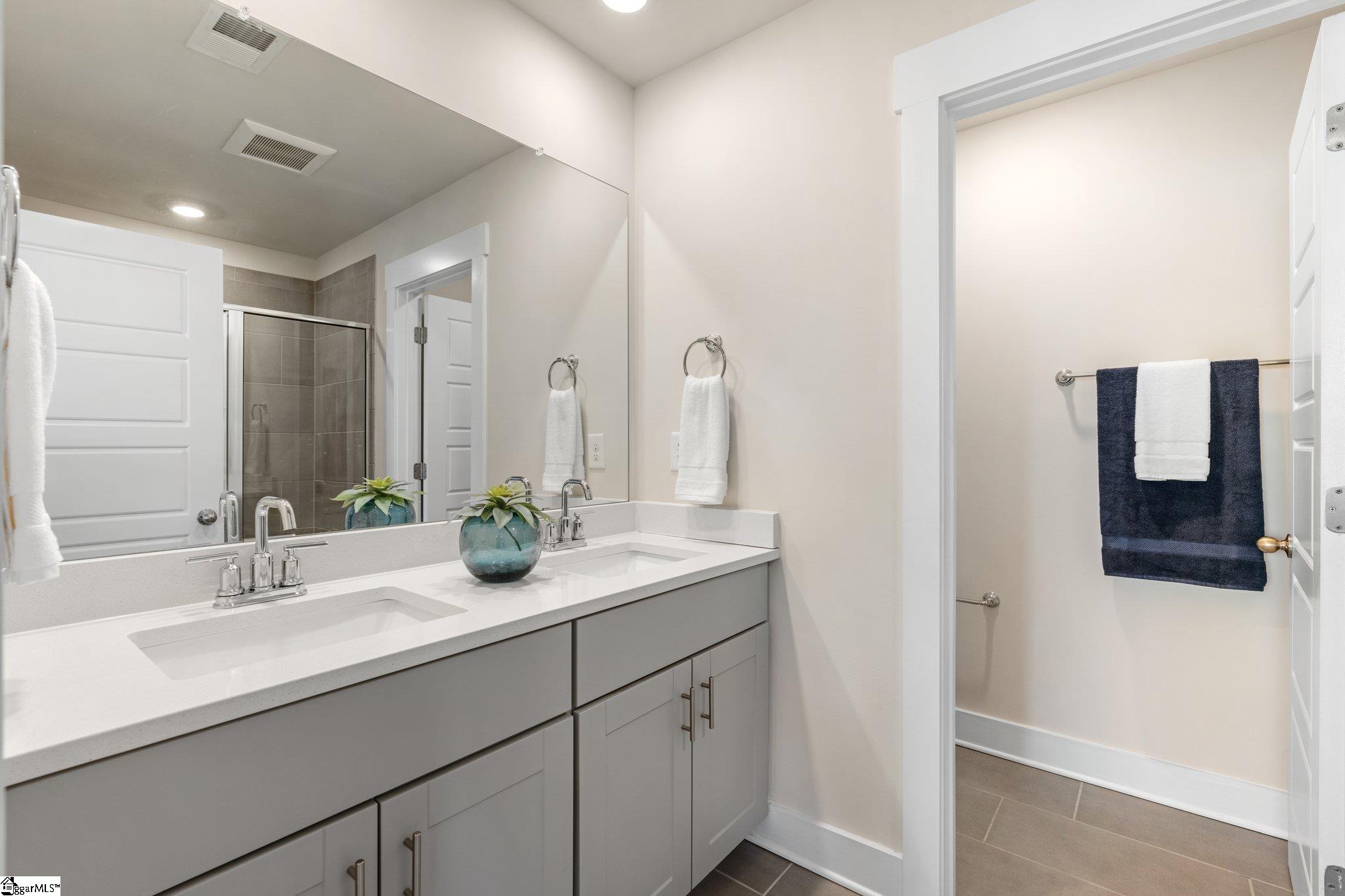 157 Bromes, Greenville, South Carolina image 28
