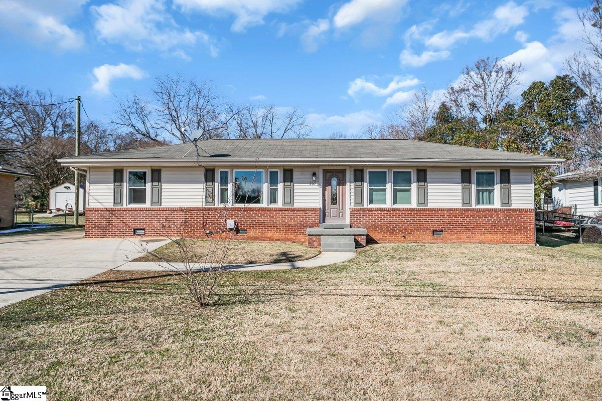 207 E Marion Road