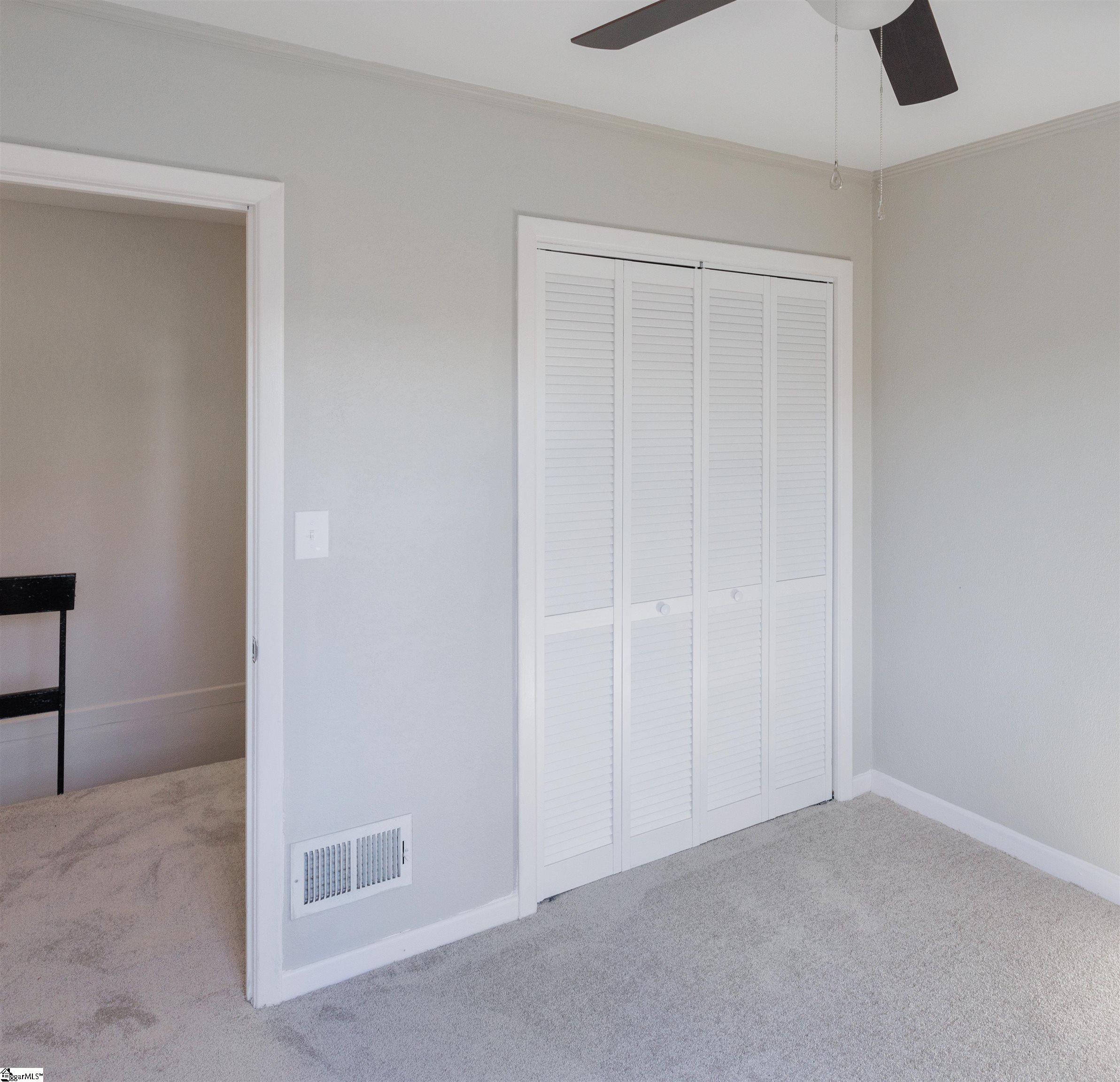 3706 E North, Greenville, South Carolina image 26