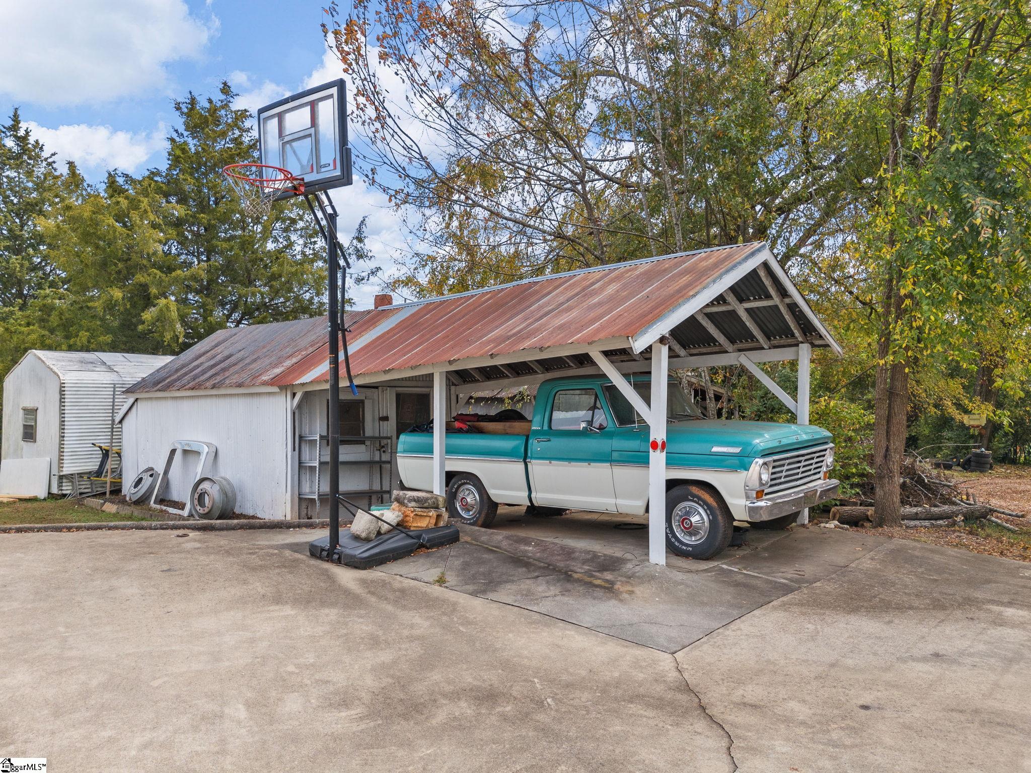 4 Courtney, Pelzer, South Carolina image 41