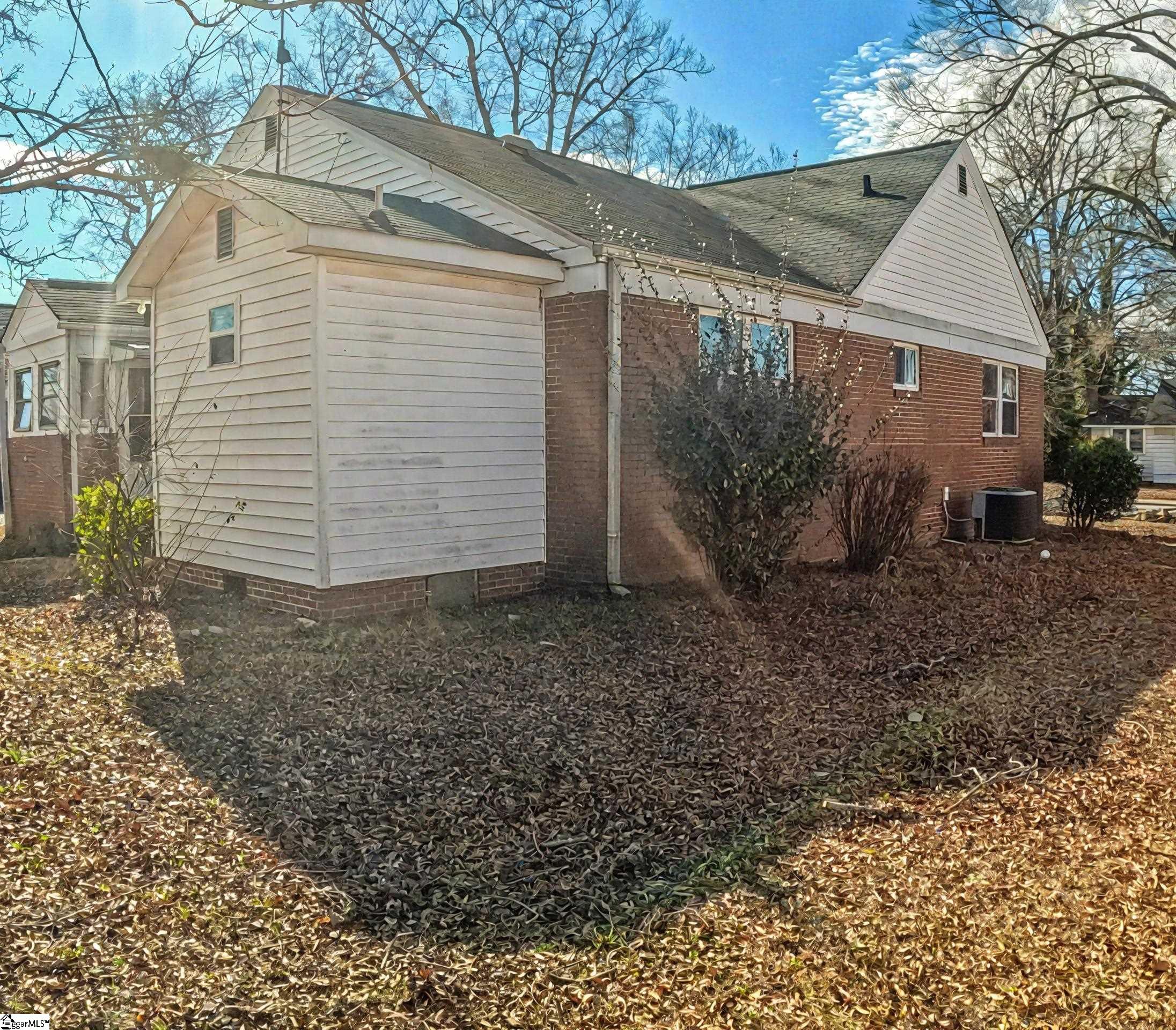504 Elizabeth, Clinton, South Carolina image 4