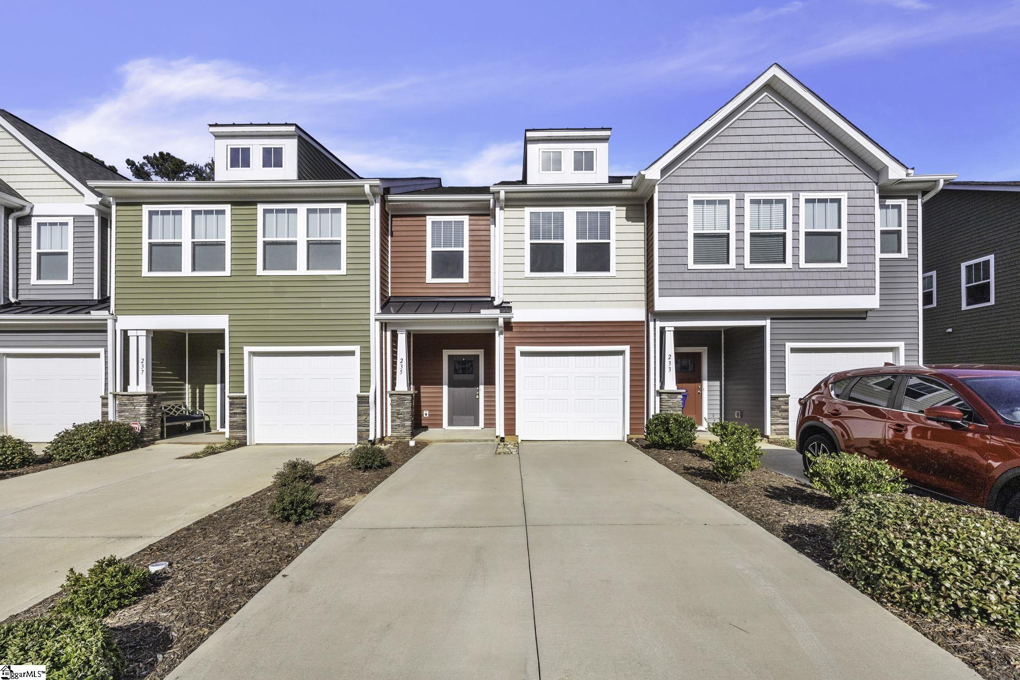 235 Keaton Court Spartanburg SC 29301 MLS# 1546059 William Raveis