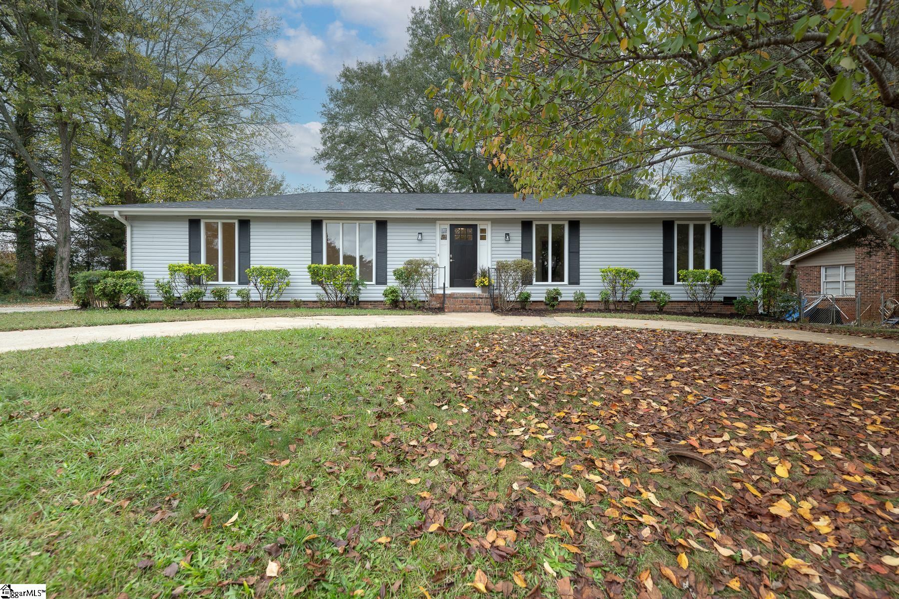 8 Berea Forest Circle, Greenville SC 29617