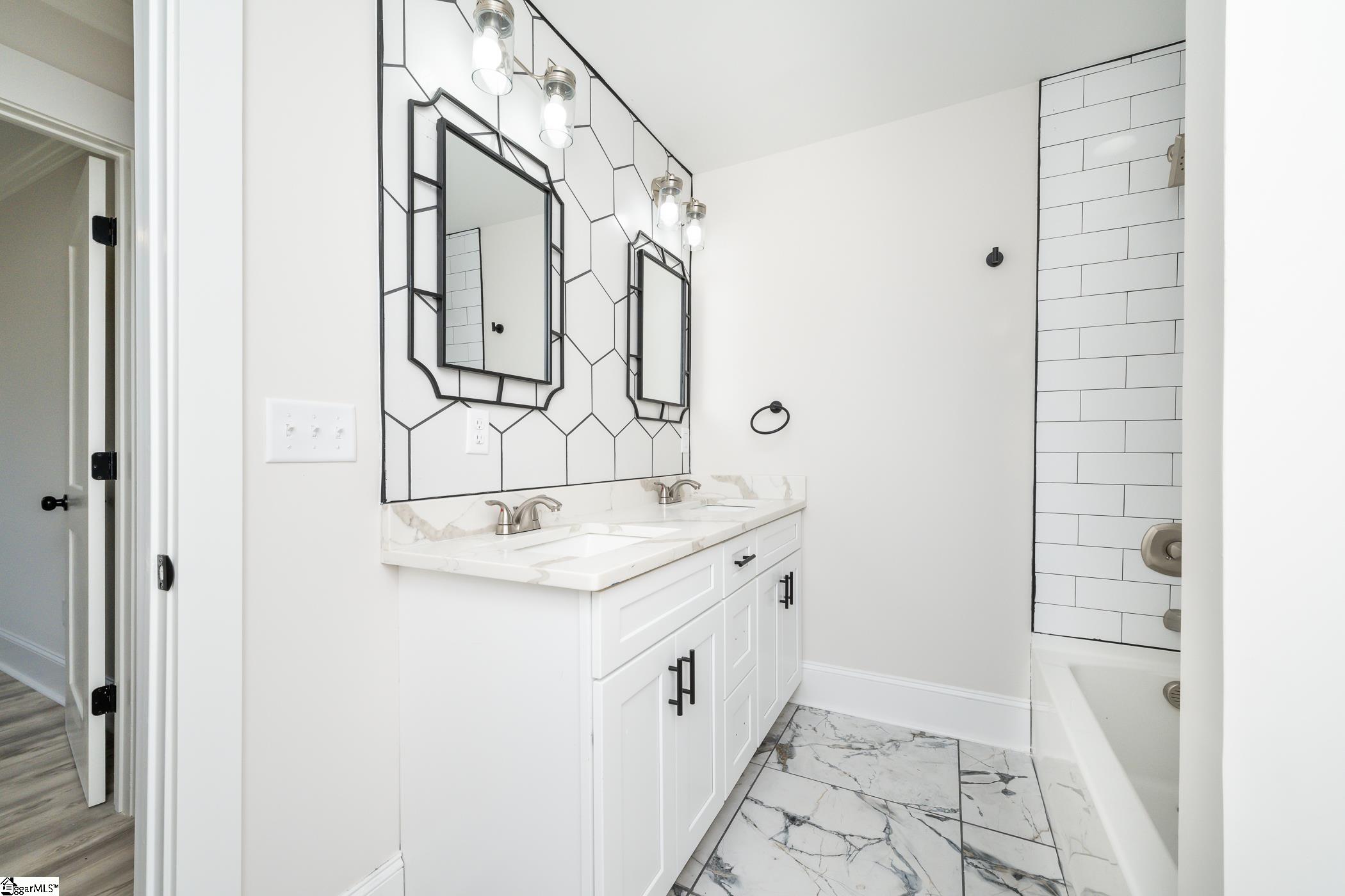 341 Gower, Greenville, South Carolina image 16