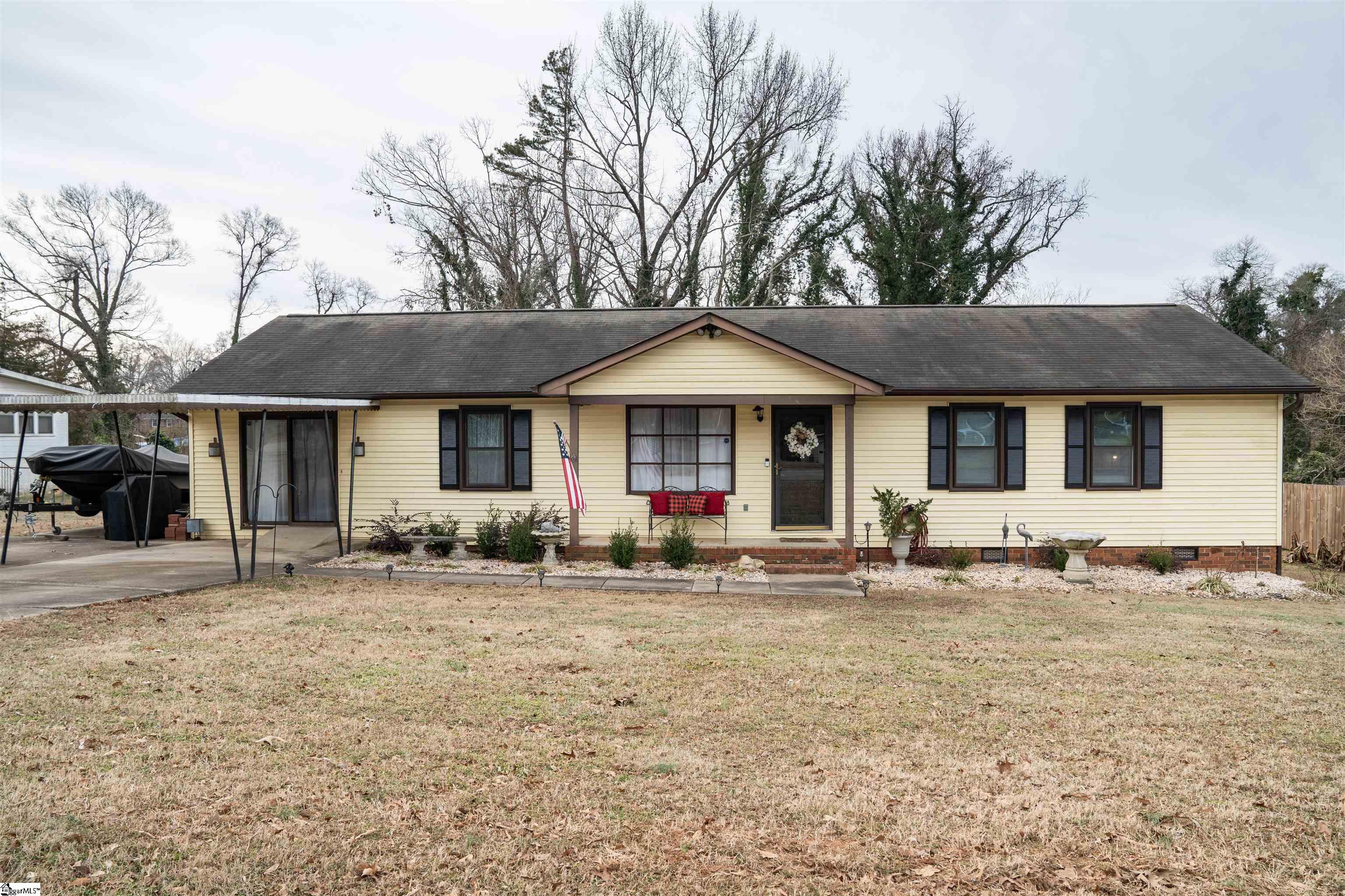 135 W Church Street Cowpens, SC 29330-8502