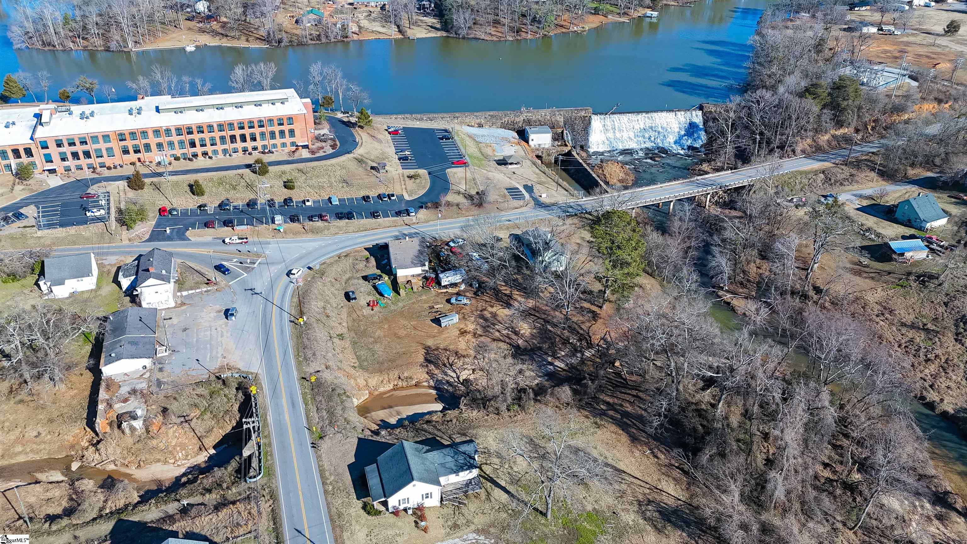 696 Arlington, Greer, South Carolina image 2