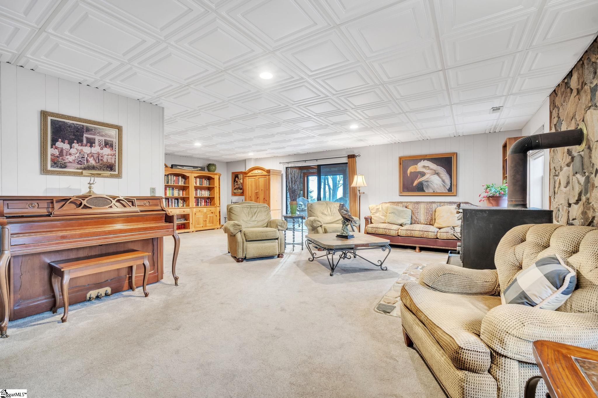888 White Oak Mountain, Columbus, North Carolina image 25
