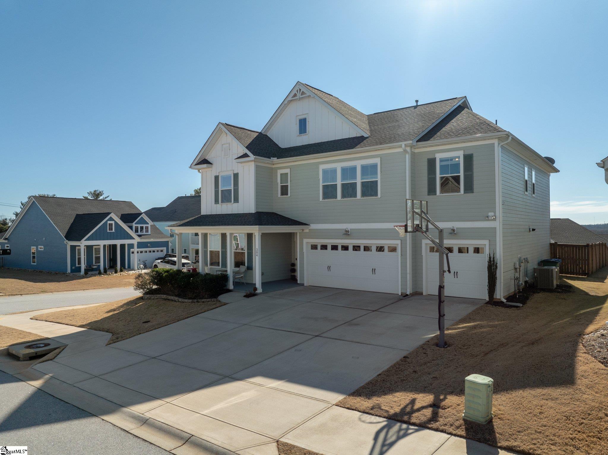 304 Durness Drive, Simpsonville SC 29681
