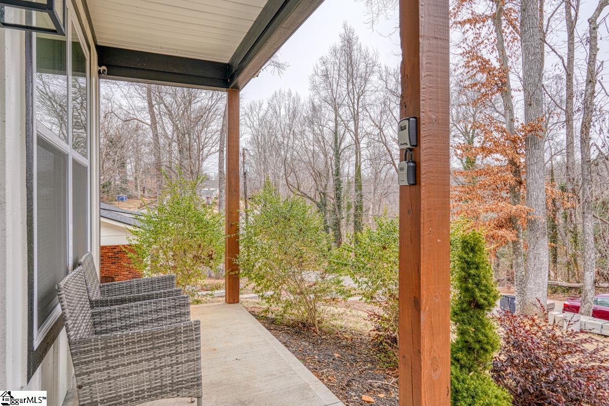 19 E Castle, Greenville, South Carolina image 2